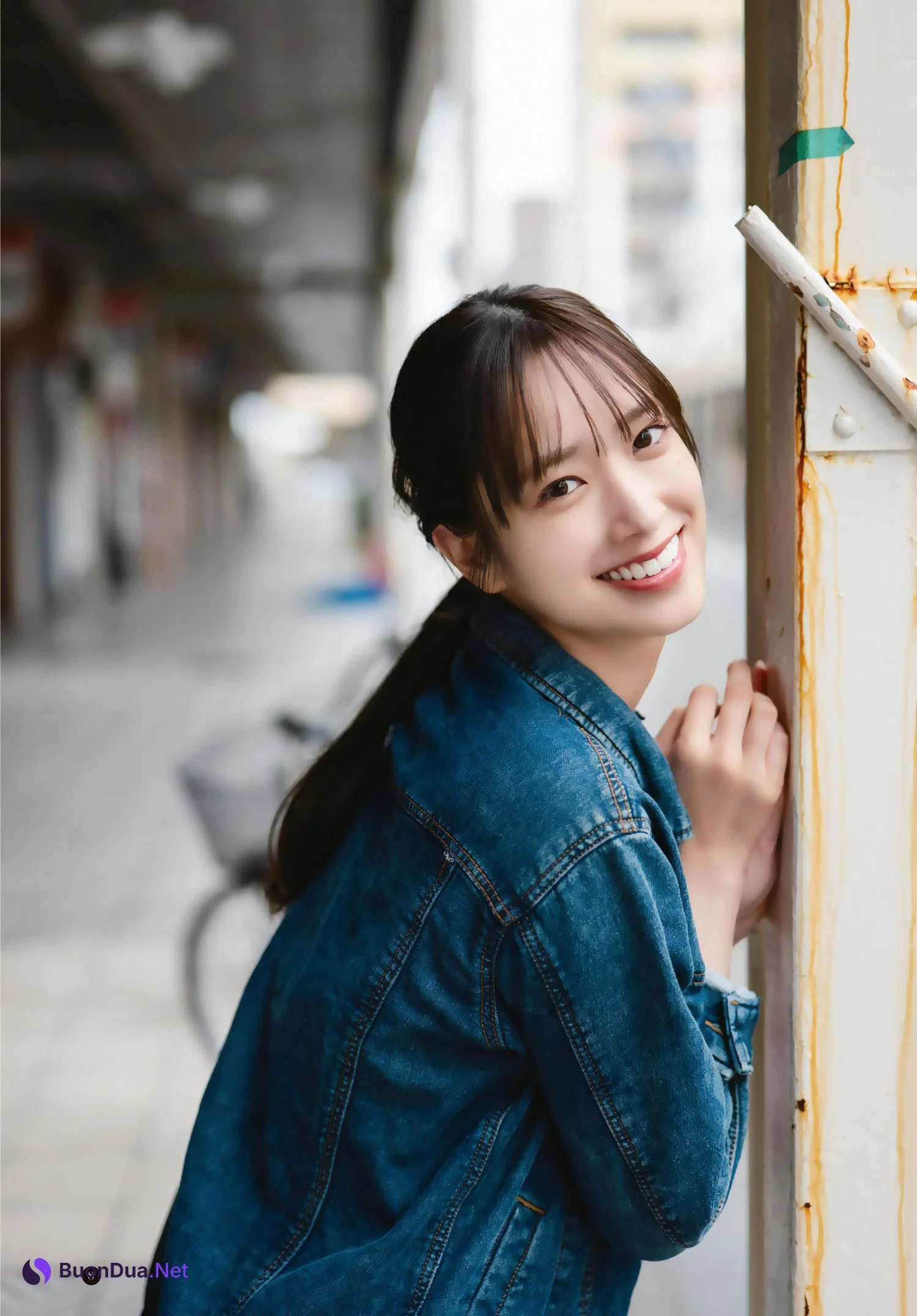 Kumi Sasaki 佐々木久美, Shonen Magazine 2023 No.48 (週刊少年マガジン 2023年48号) - Photo 9
