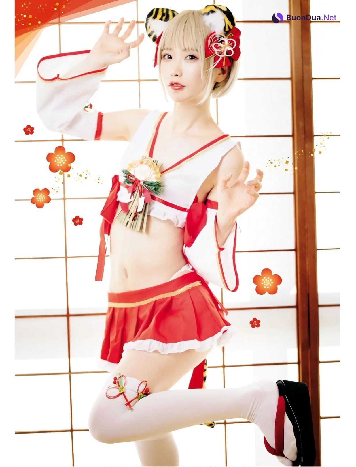 Kururu Kurasaka 倉坂くるる, Young Dragon Age ヤングドラゴンエイジ 2022 Vol.09 - Photo 13