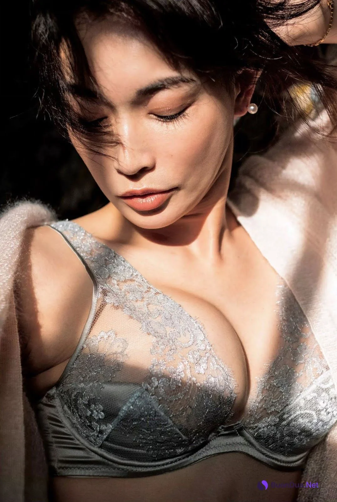 Kyōko Hasegawa 長谷川京子, FLASH 2019.12.03 (フラッシュ 2019年12月03日号) - Photo 6