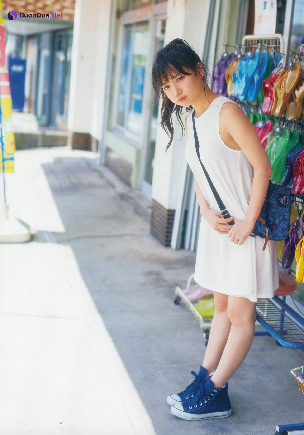 Kyoko Saito 齊藤京子, 1st 写真集 『とっておきの恋人』 Set.01 - Photo 6