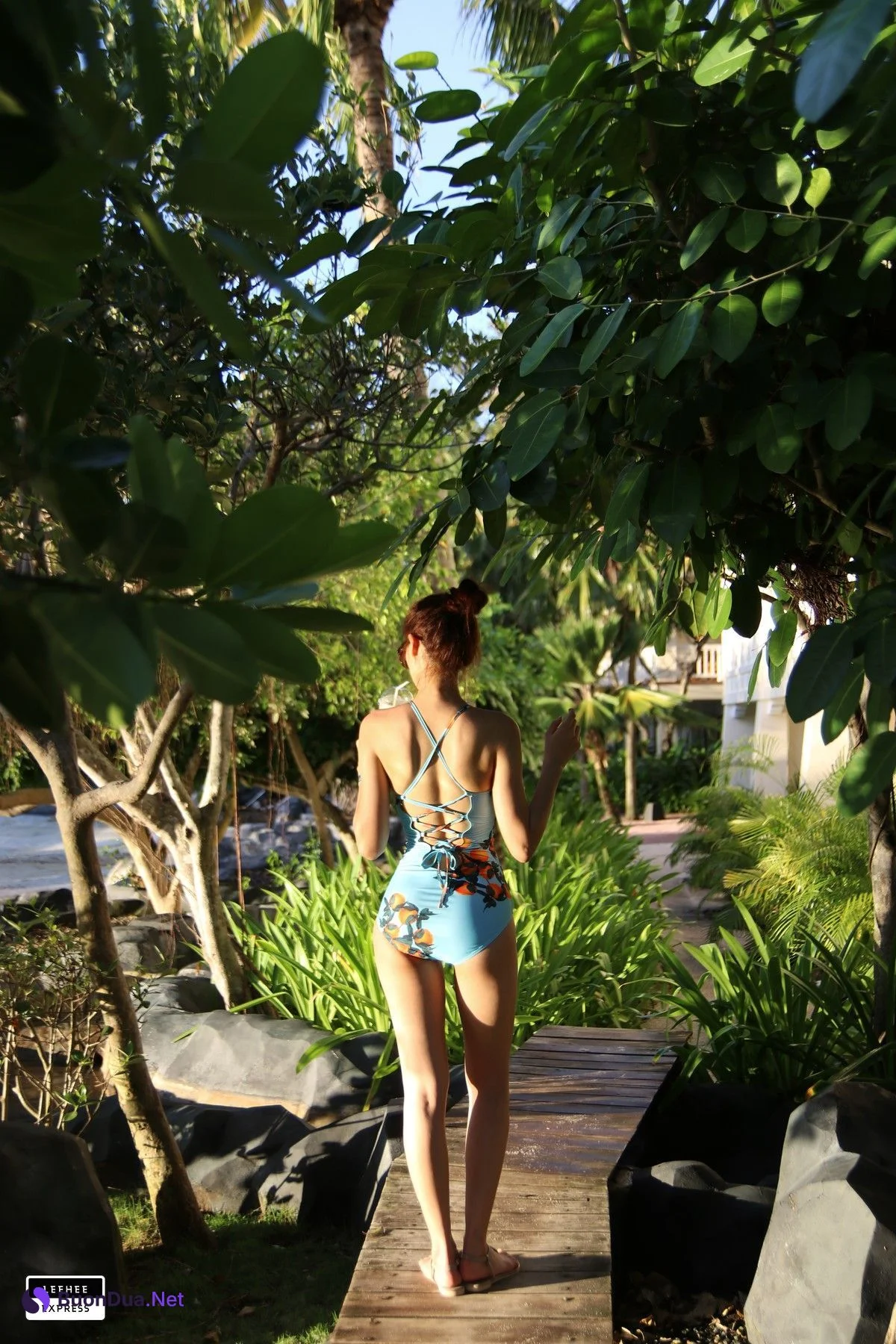 Lee Heeeun 이희은, [LEEHEE EXPRESS] LESV-003A Set.01 - Photo 2
