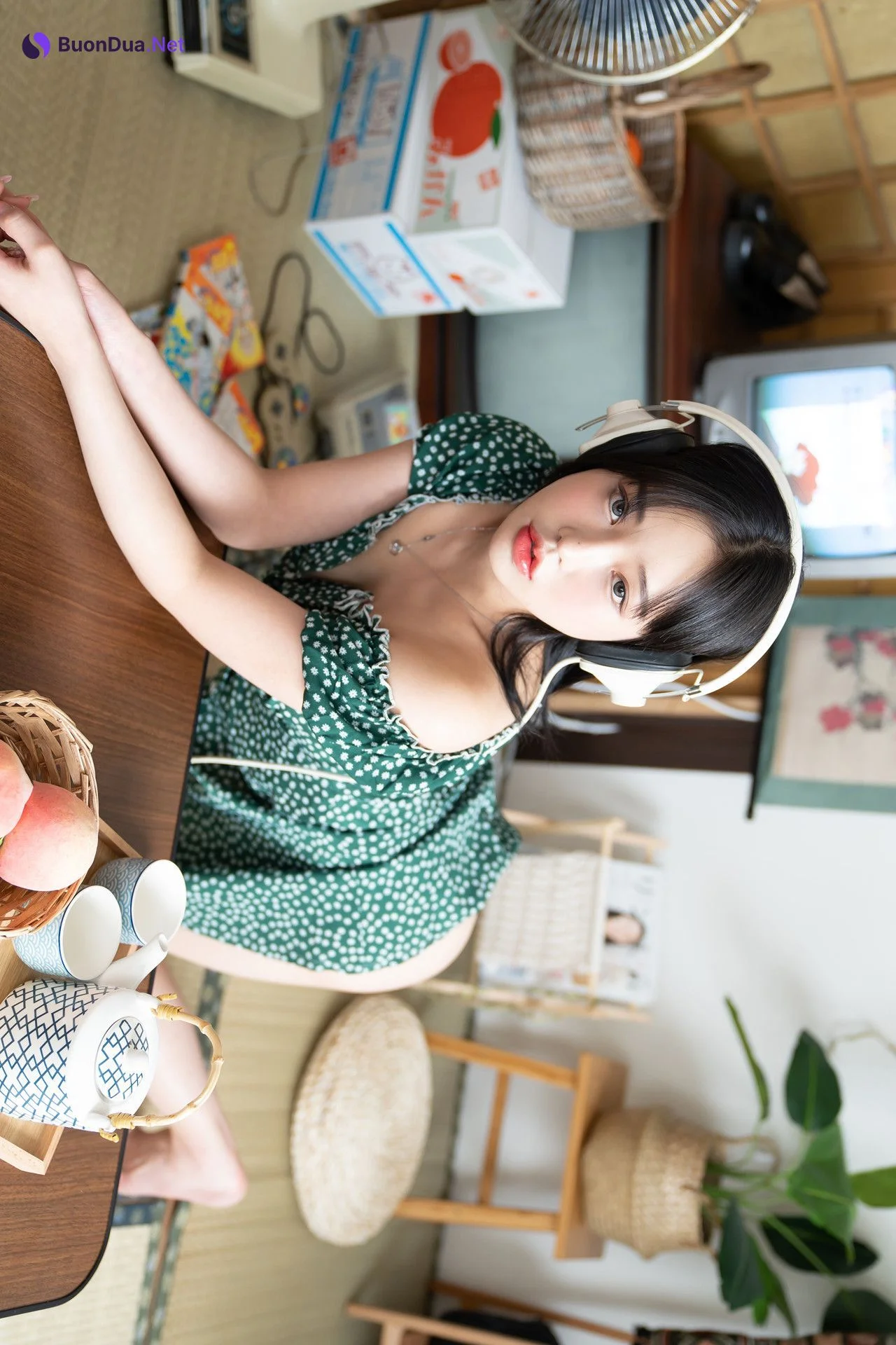 Leeae 이아이, Photobook ‘Hot Vacation’ - Photo 2