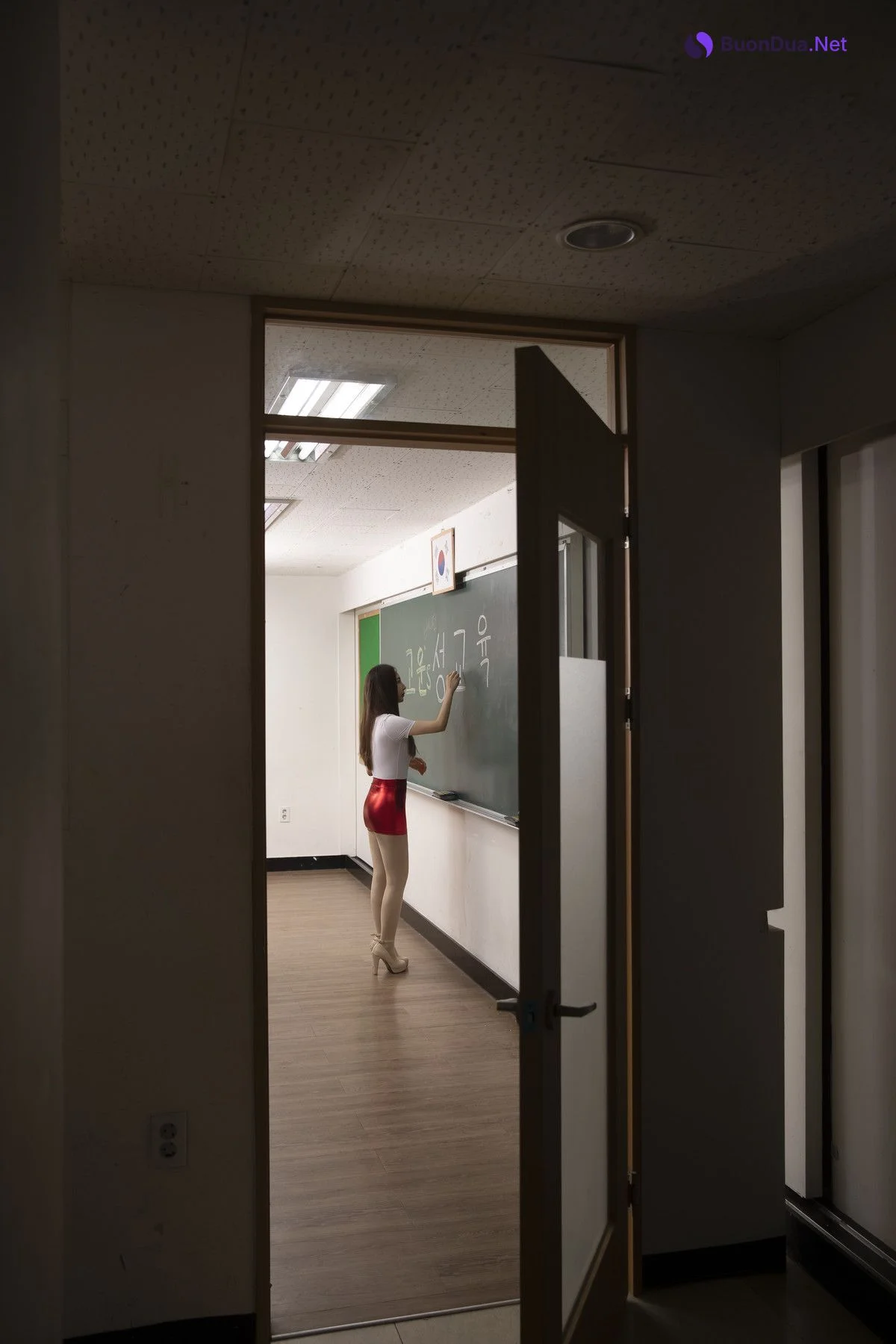 LeeHa 이하, [BUNNY] A Fuxx Teacher S.3 Brainwashed Teacher Set.01 - Photo 2