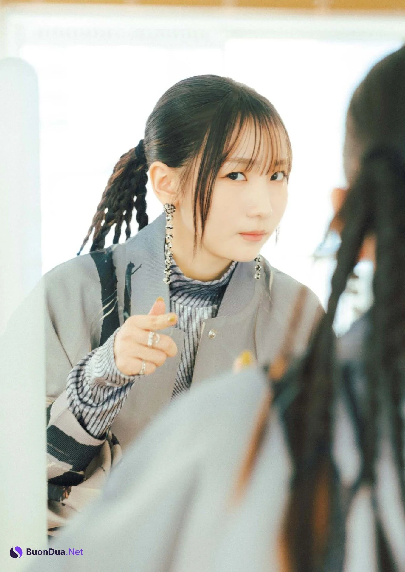 Lilas Ikuta 幾田りら, Big Comic Spirits 2024 No.17 (ビッグコミックスピリッツ 2024年17号) - Photo 9