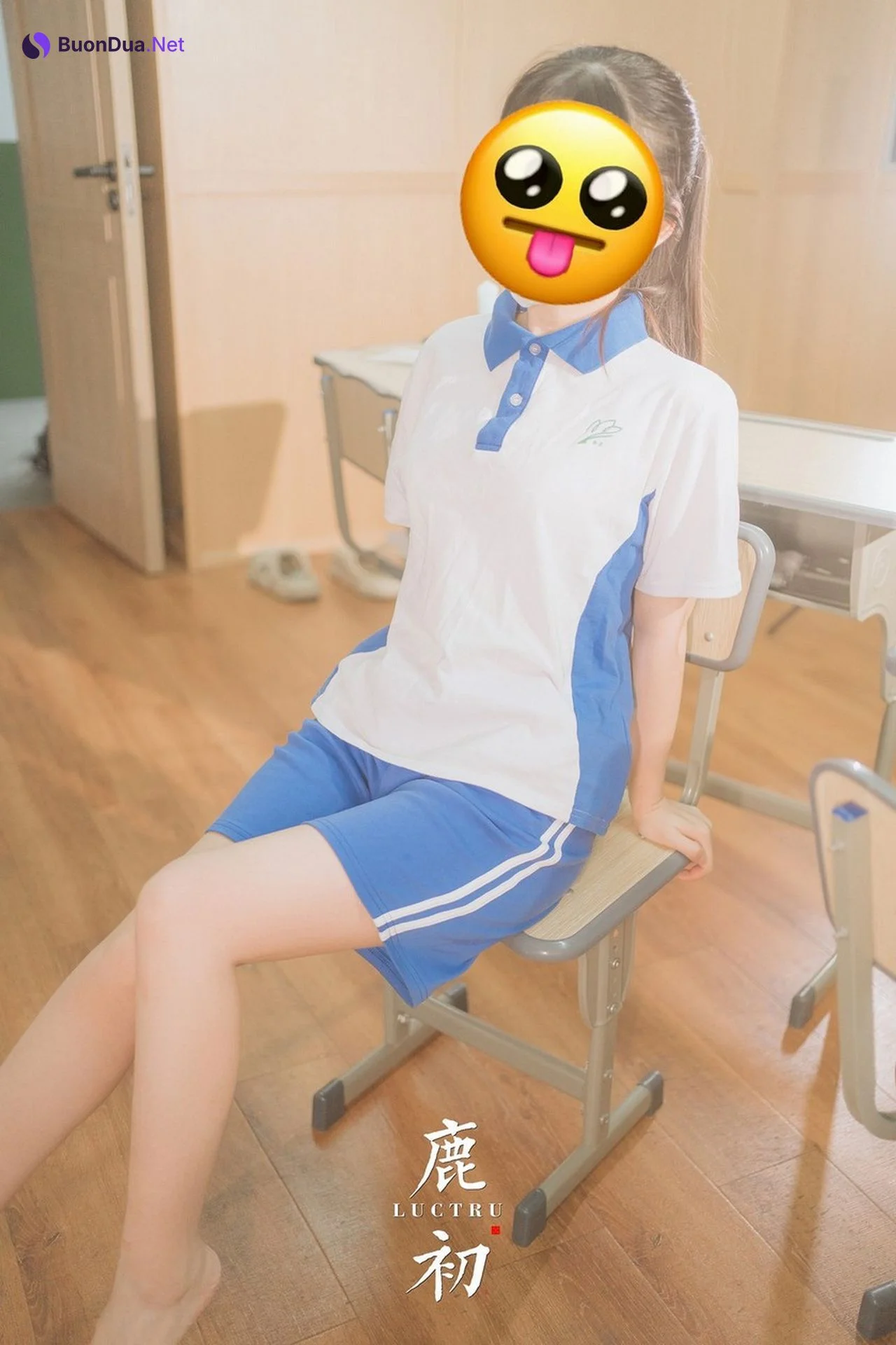 鹿初 Luctru, デジタル写真集 ‘教室 Classroom’ Set.01 - Photo 17