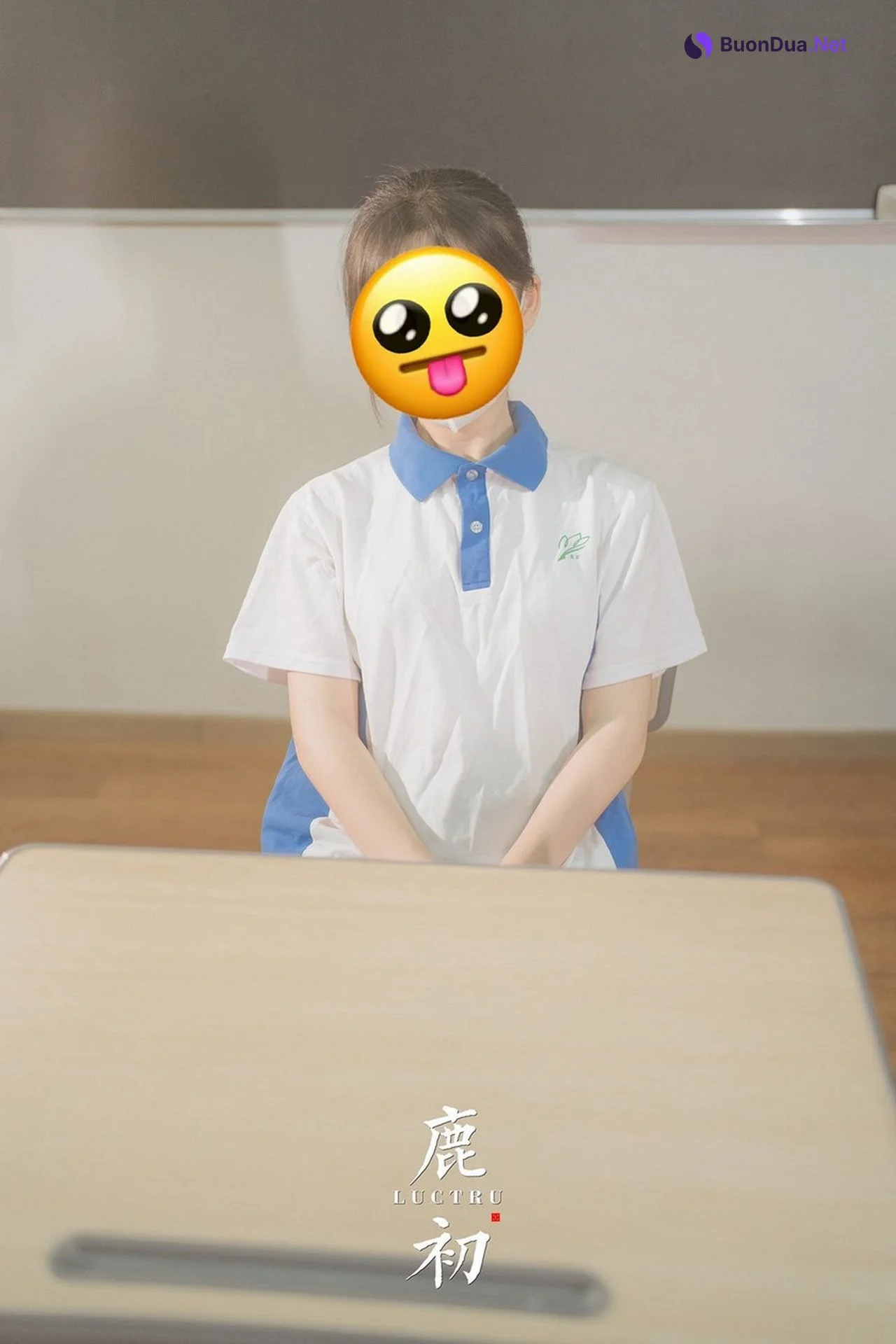 鹿初 Luctru, デジタル写真集 ‘教室 Classroom’ Set.01 - Photo 2