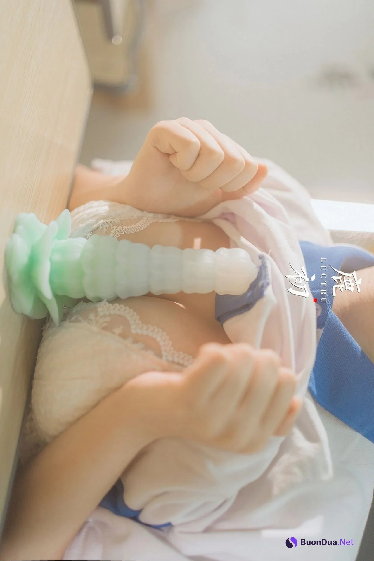 鹿初 Luctru, デジタル写真集 ‘教室 Classroom’ Set.01 - Photo 4