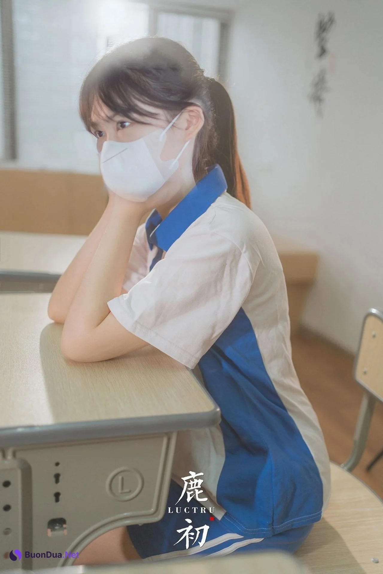 鹿初 Luctru, デジタル写真集 ‘教室 Classroom’ Set.01 - Photo 8