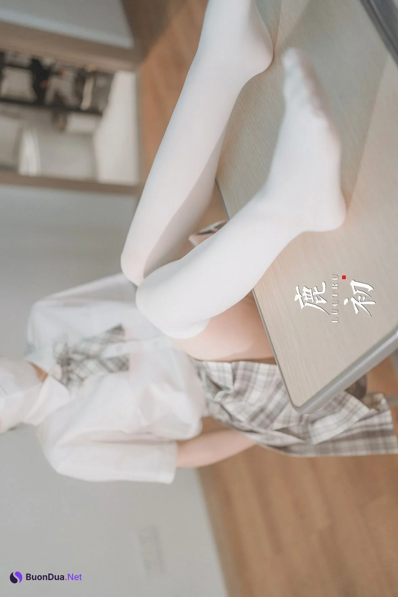 鹿初 Luctru, デジタル写真集 ‘教室 Classroom’ Set.02 - Photo 2