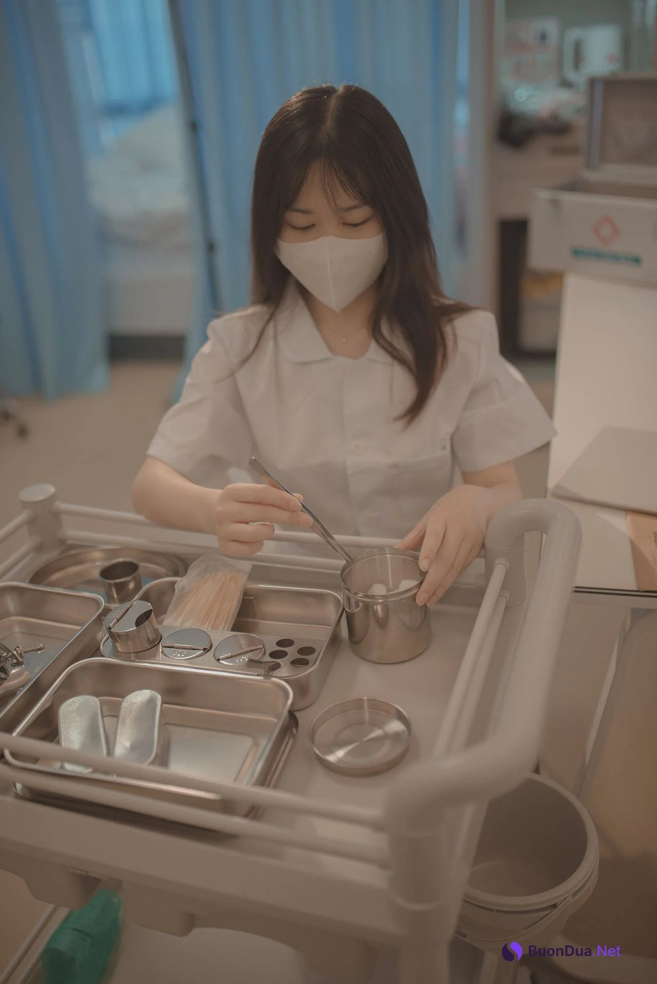 鹿初 Luctru, デジタル写真集 「护士 Nurse」 Set.01 - Photo 5