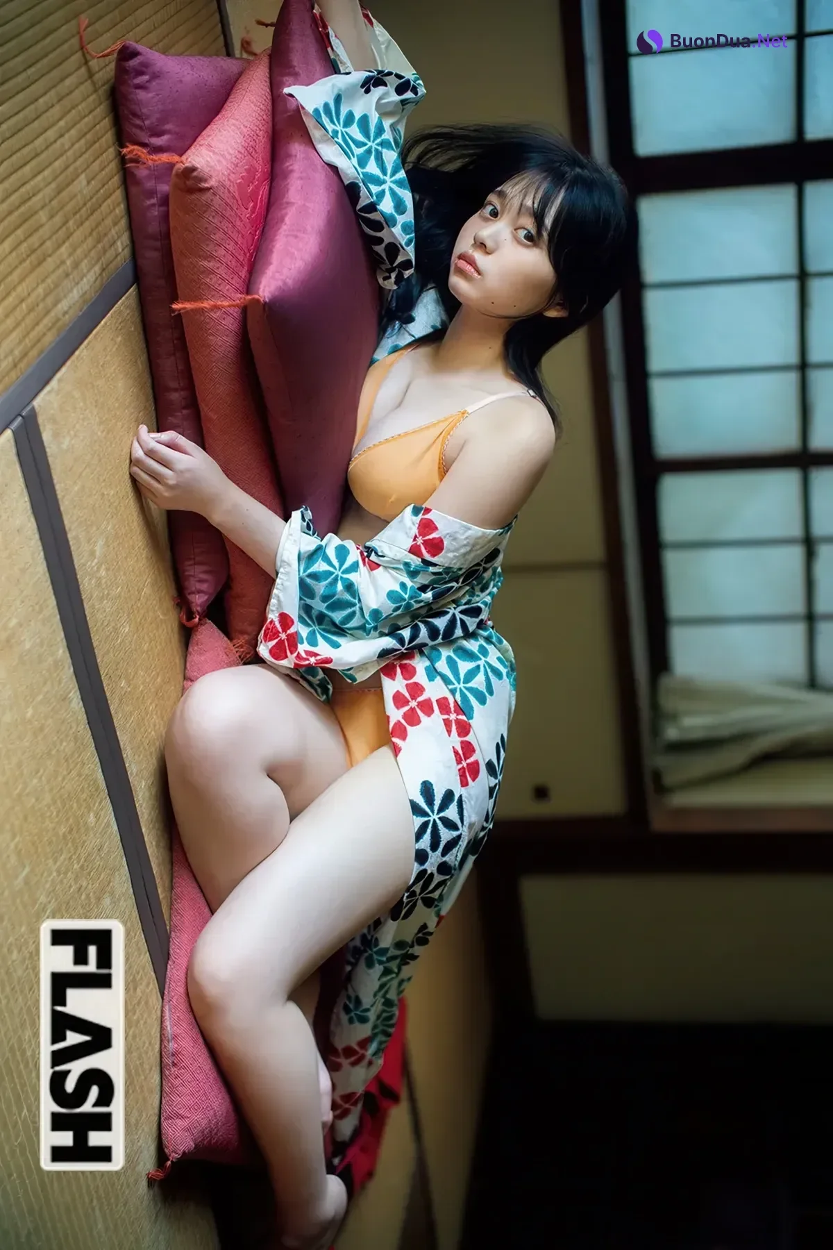 Mai Horai 蓬莱舞, FLASH 2025.10.14 (フラッシュ 2025年10月14日号) - Photo 20