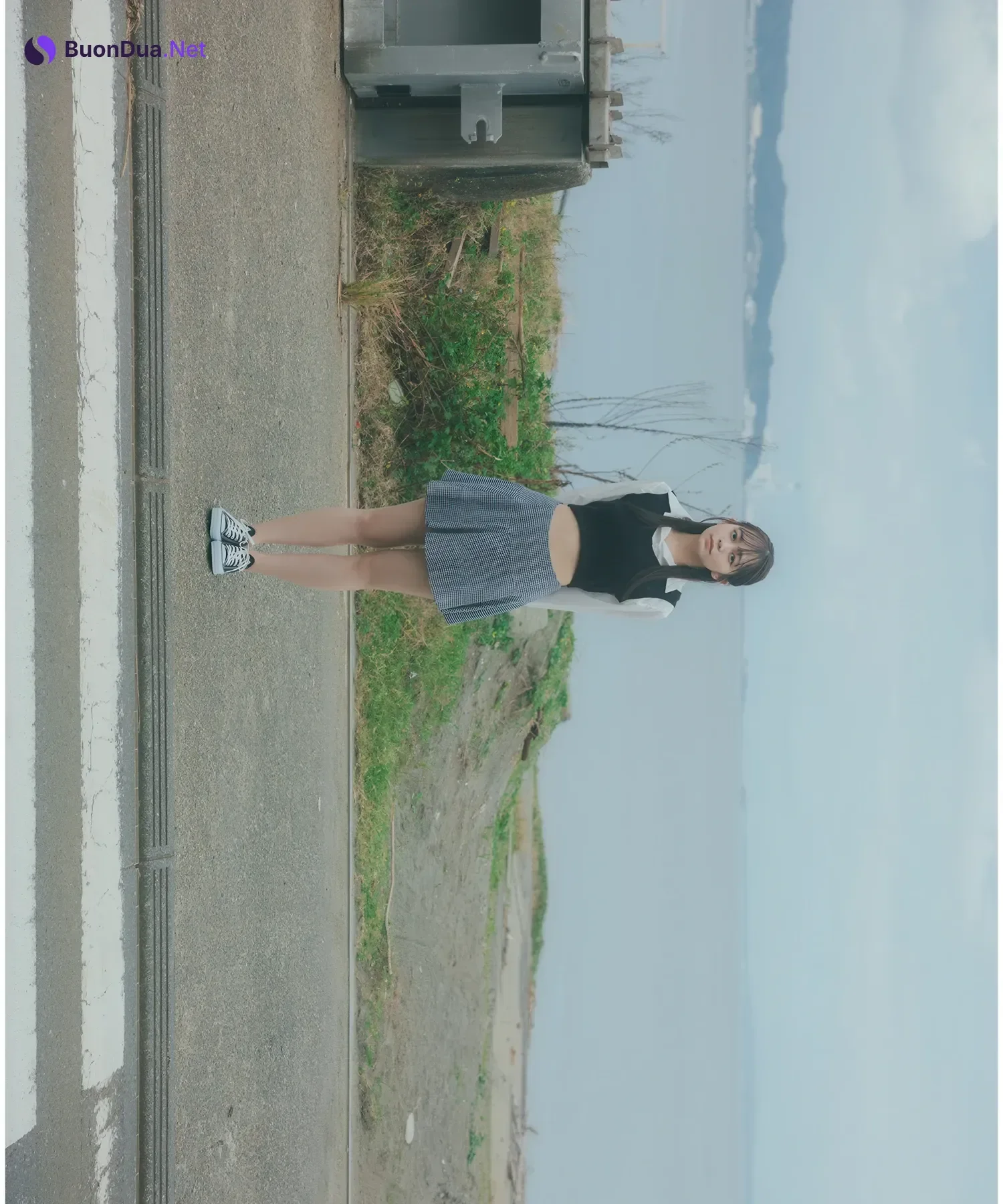 Mai Horai 蓬莱舞, 週プレ Photo Book 「See eye to eye」 - Photo 9