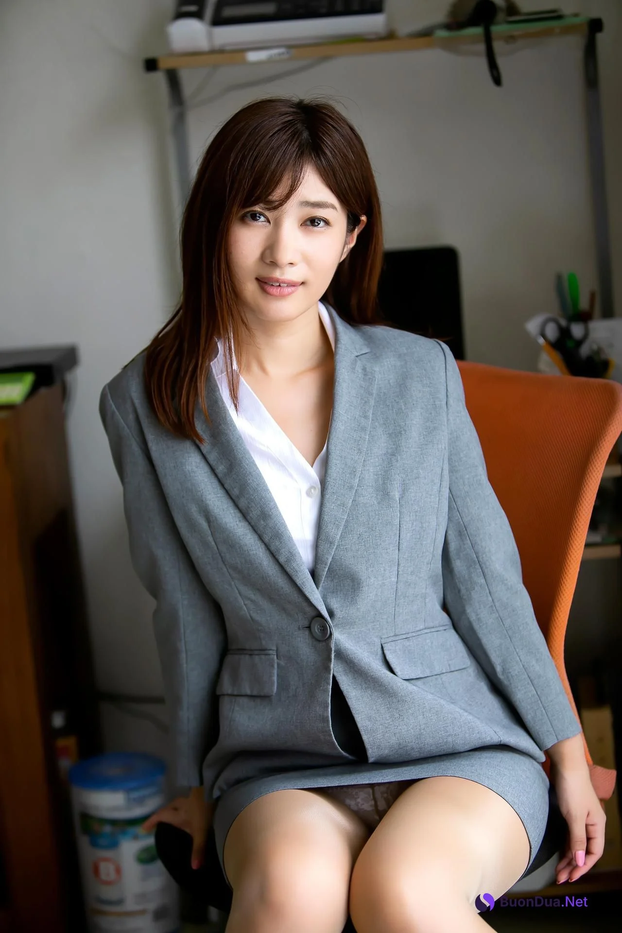 Mai Ishioka 石岡真衣, デジタル写真集 「スーツを着た天使 MAI Styles」 Set.01 - Photo 12