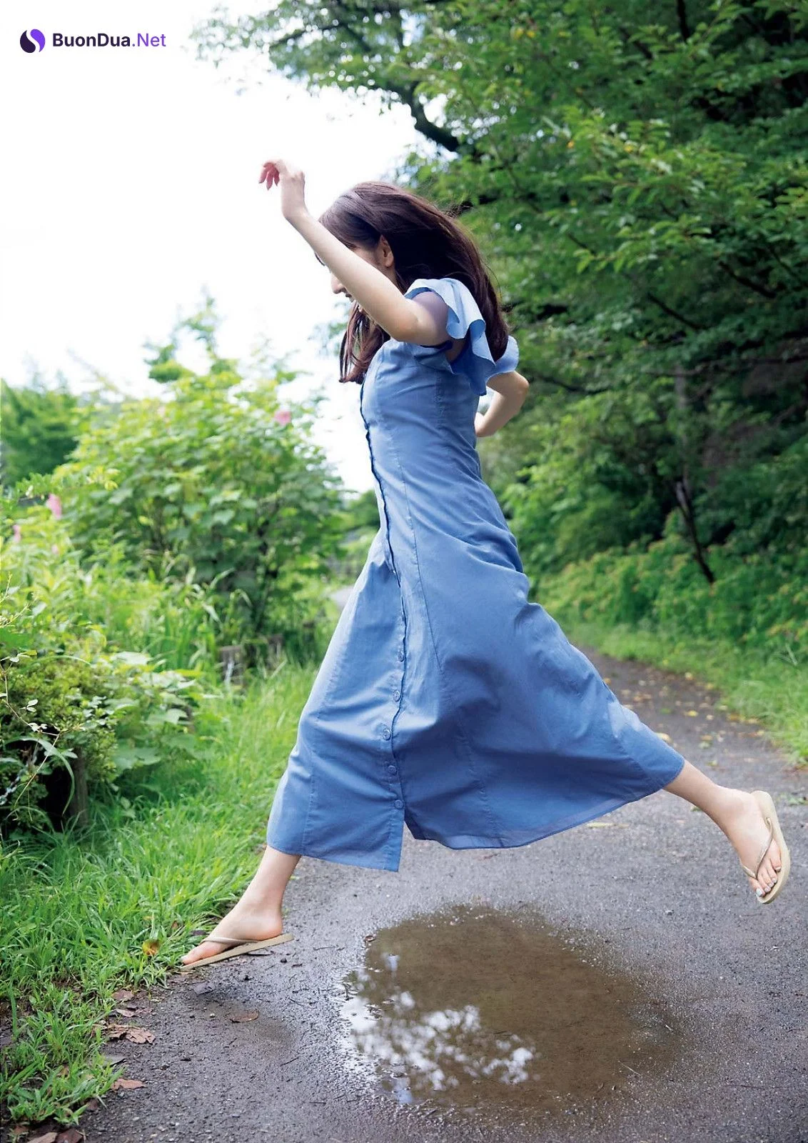 Mai Shinuchi 新内眞衣, Big Comic Spirits 2022 No.52 (ビッグコミックスピリッツ 2022年52号) - Photo 10