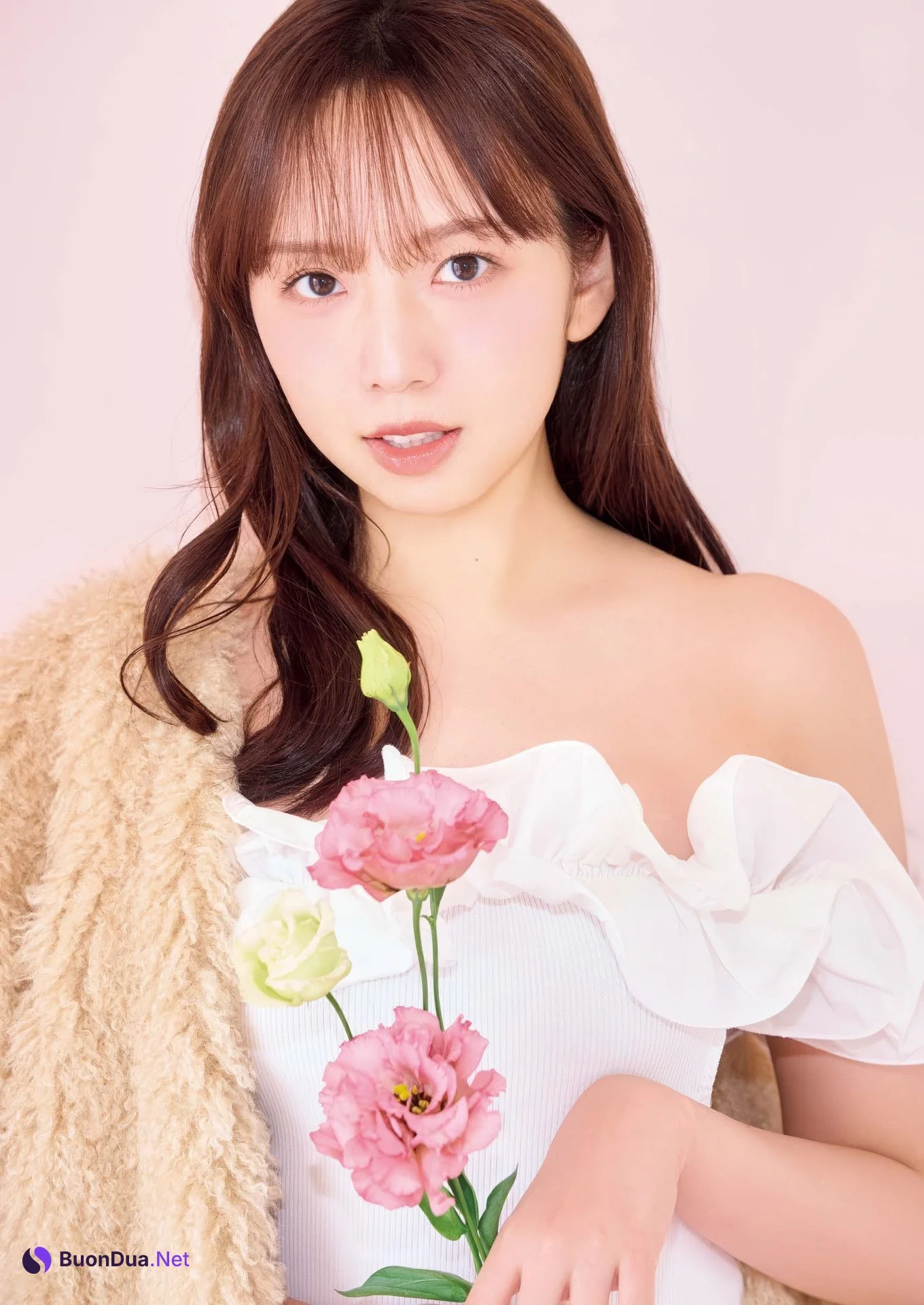 Mai Shinuchi 新内眞衣, Big Comic Spirits 2025 No.07 (ビッグコミックスピリッツ 2025年7号) - Photo 8