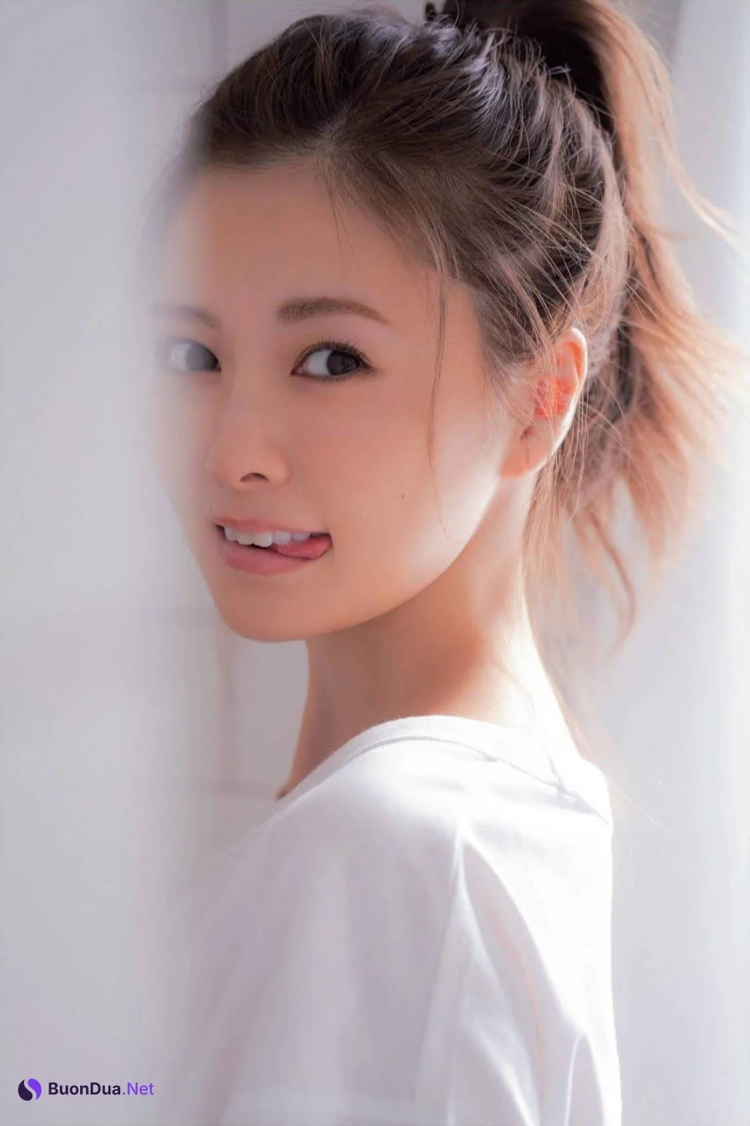Mai Shiraishi 白石麻衣, FRIDAY 2020.01.10 (フライデー 2020年1月10日号) - Photo 17