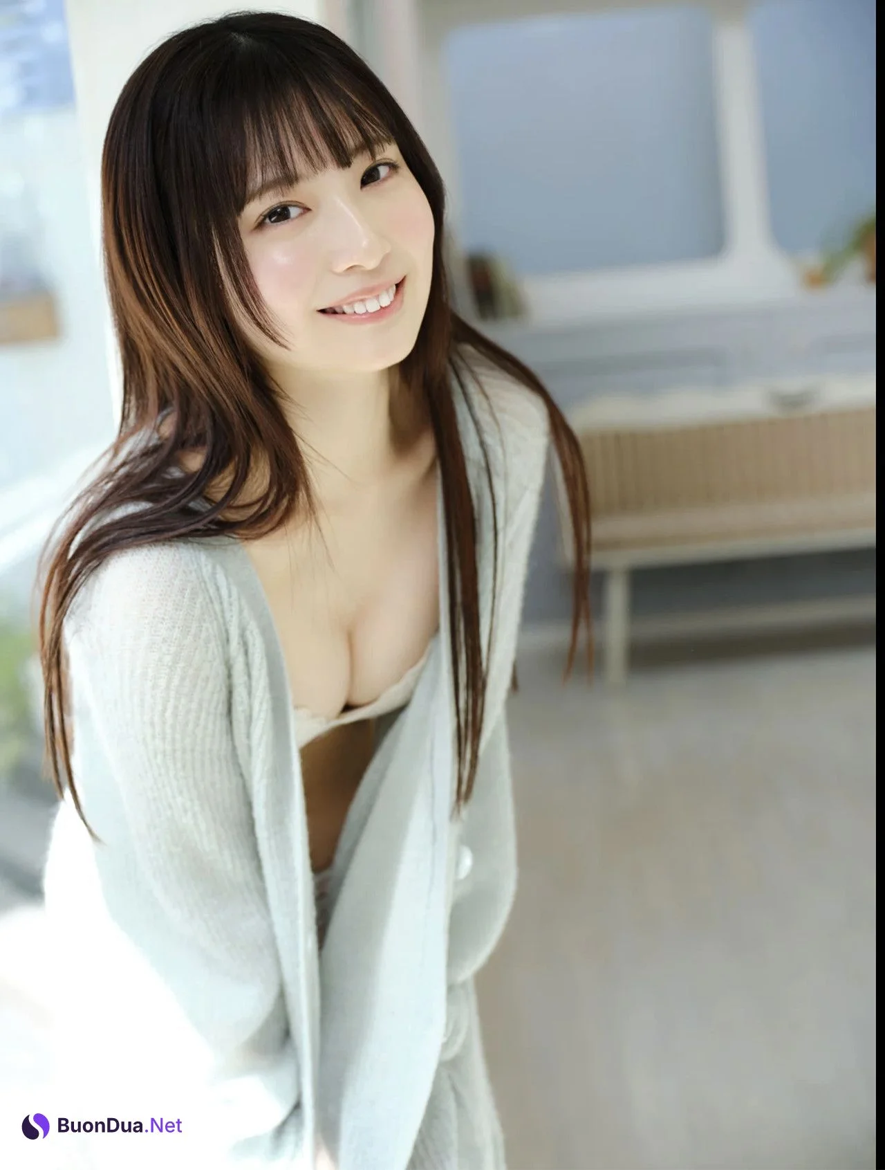 Maika Miokawa 澪川舞香, FRIDAY GOLD 2024 - Photo 2