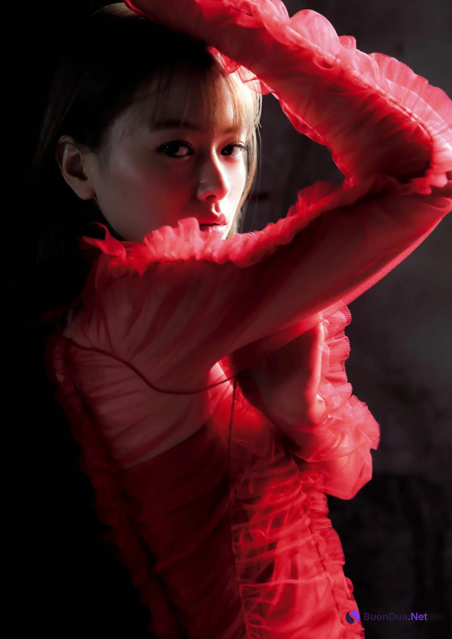 Maika Yamamoto 山本舞香, Shukan Bunshun 2023.01.19 (週刊文春 2023年1月19日号) - Photo 2