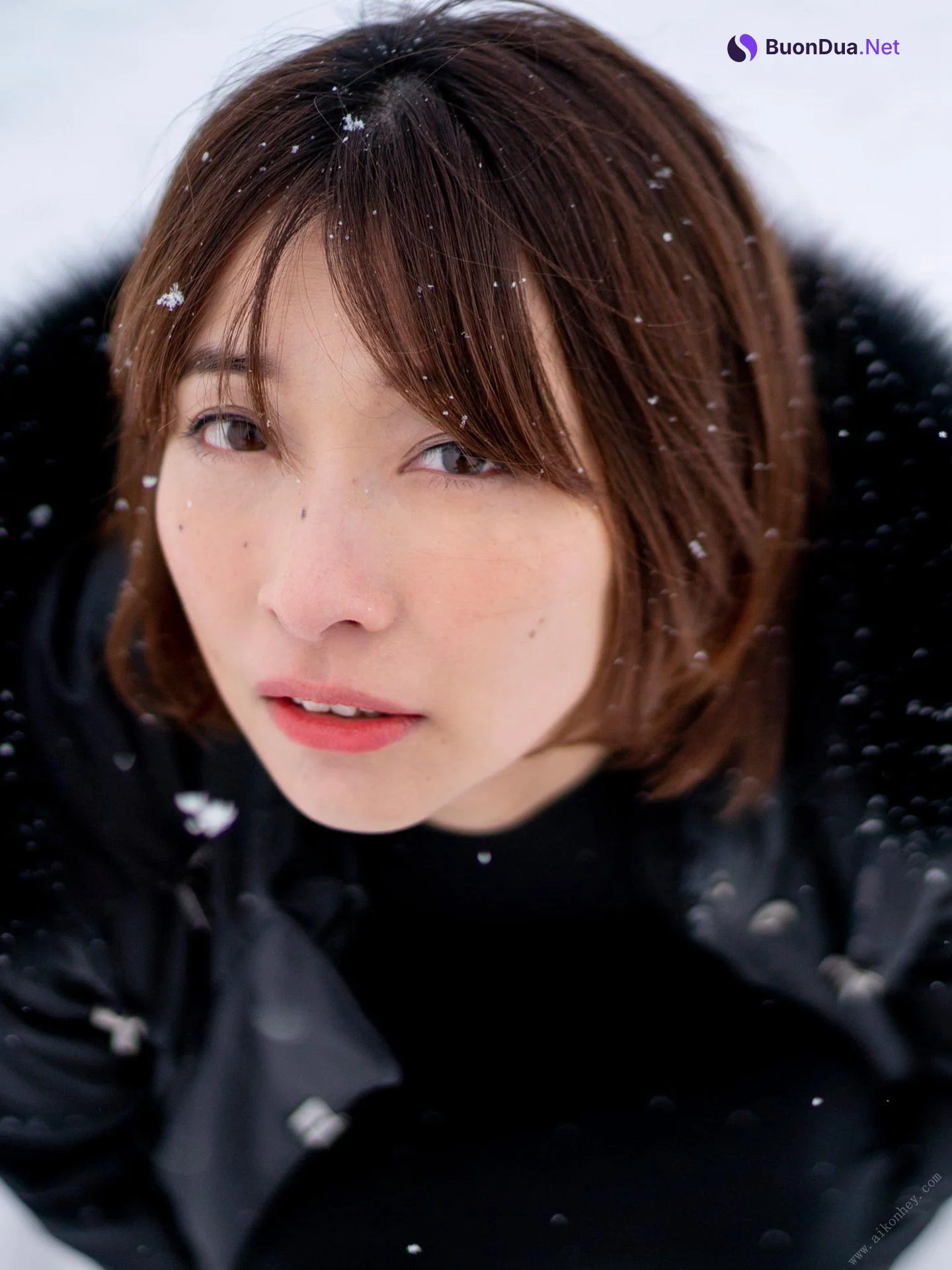Mami Yamasaki 山崎真実, 週刊ポストデジタル写真集 「山崎真実×舞山秀一 Silent」 Set.02 - Photo 2