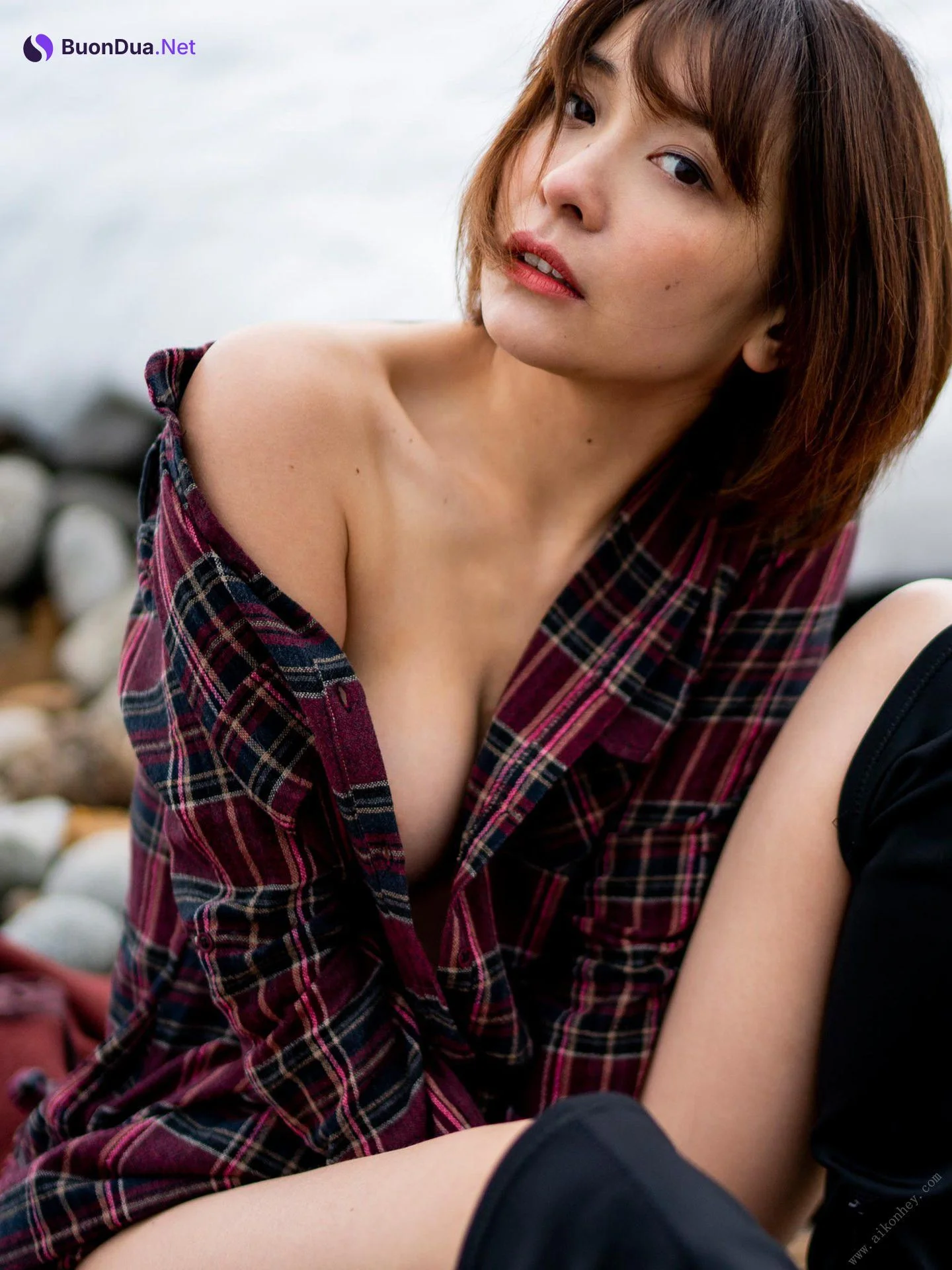 Mami Yamasaki 山崎真実, 週刊ポストデジタル写真集 「山崎真実×舞山秀一 Silent」 Set.03 - Photo 9