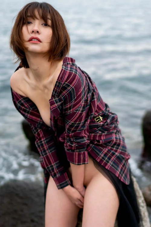 Mami Yamasaki 山崎真実, 週刊ポストデジタル写真集 「山崎真実×舞山秀一 Silent」 Set.03