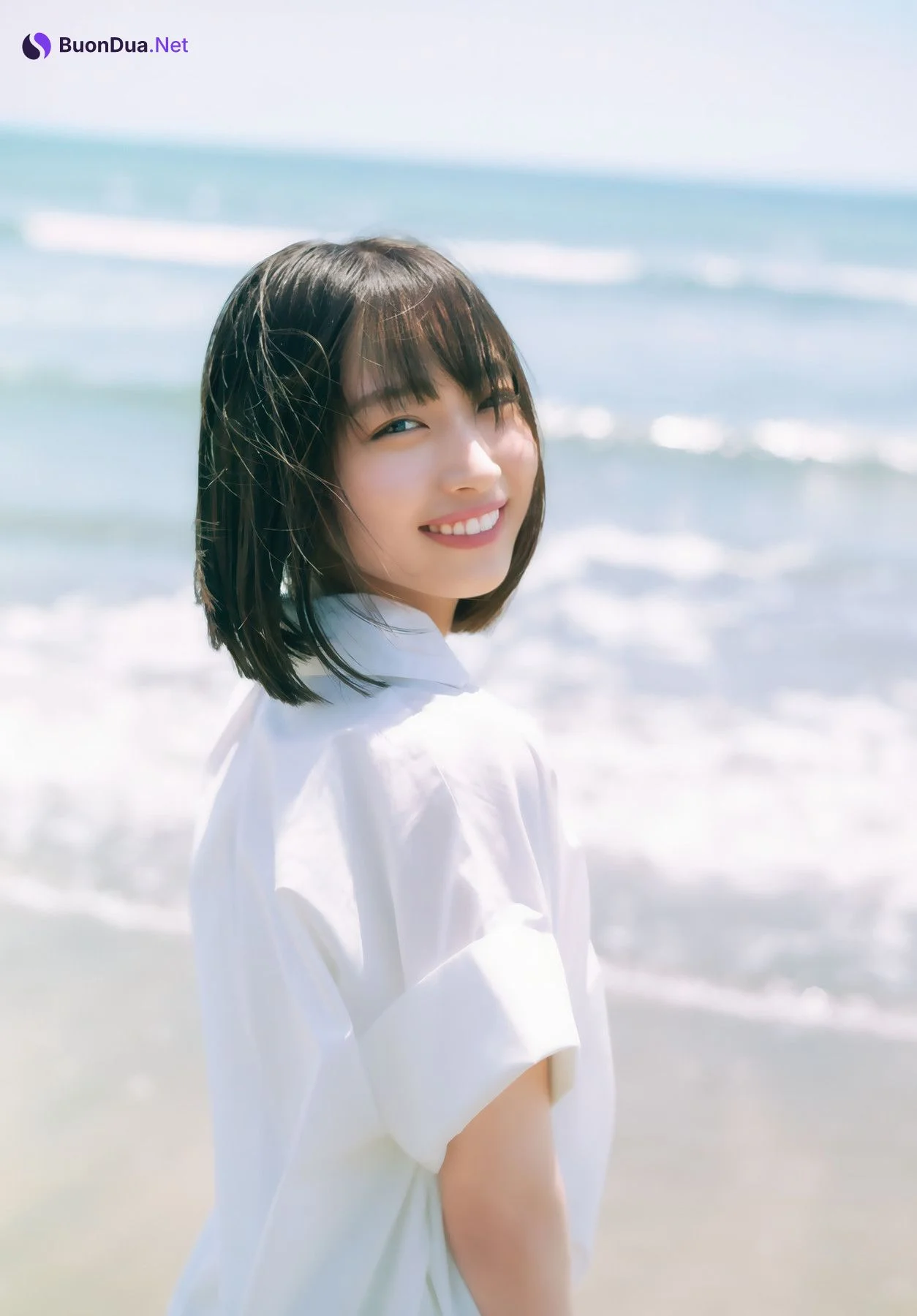Manami Ono 大野愛実, Shonen Magazine 2025 No.34 (週刊少年マガジン 2025年34号) - Photo 5