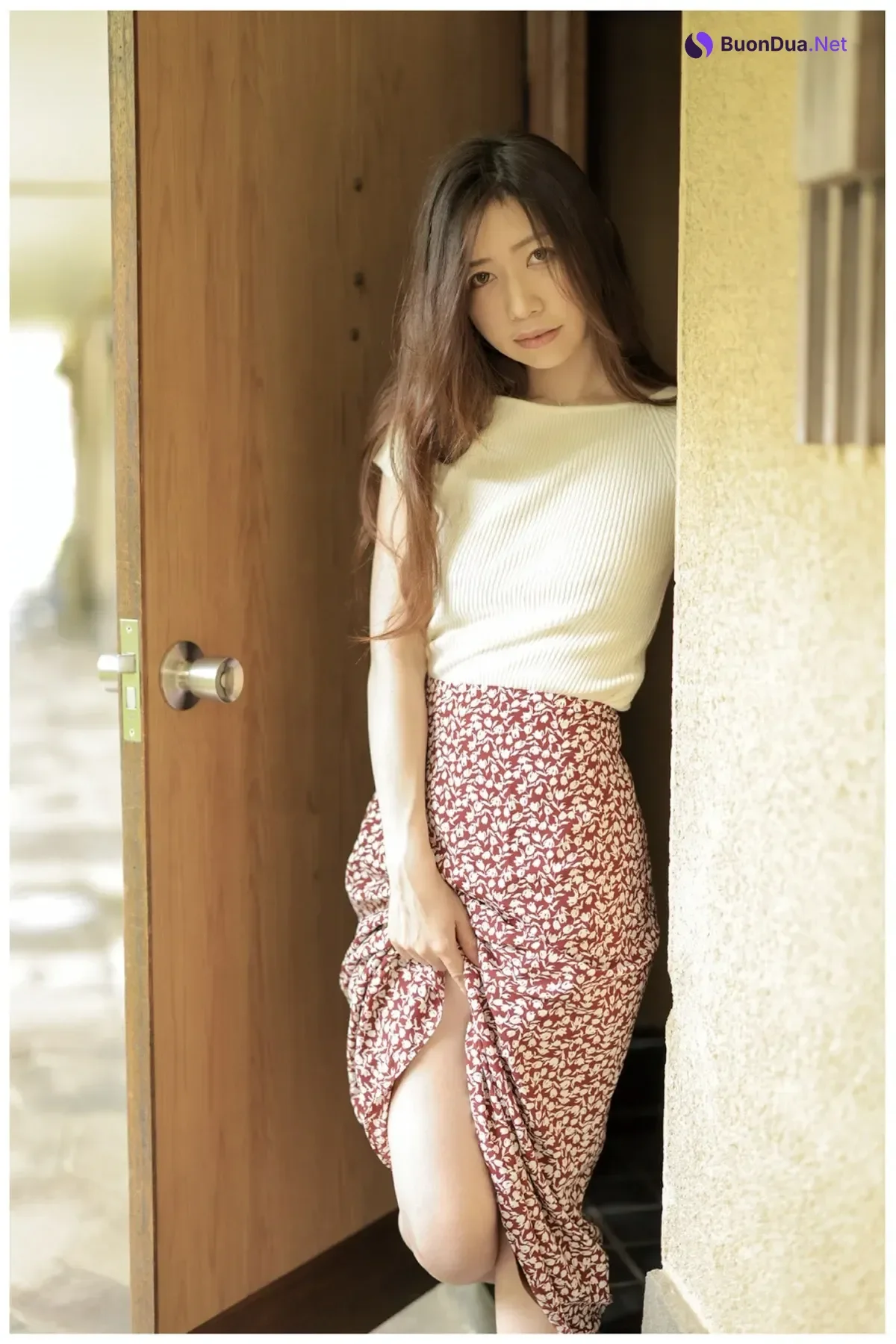 Manami Oura 大浦真奈美, ヌード写真集 「Nostalgia 回顧」 - Photo 7
