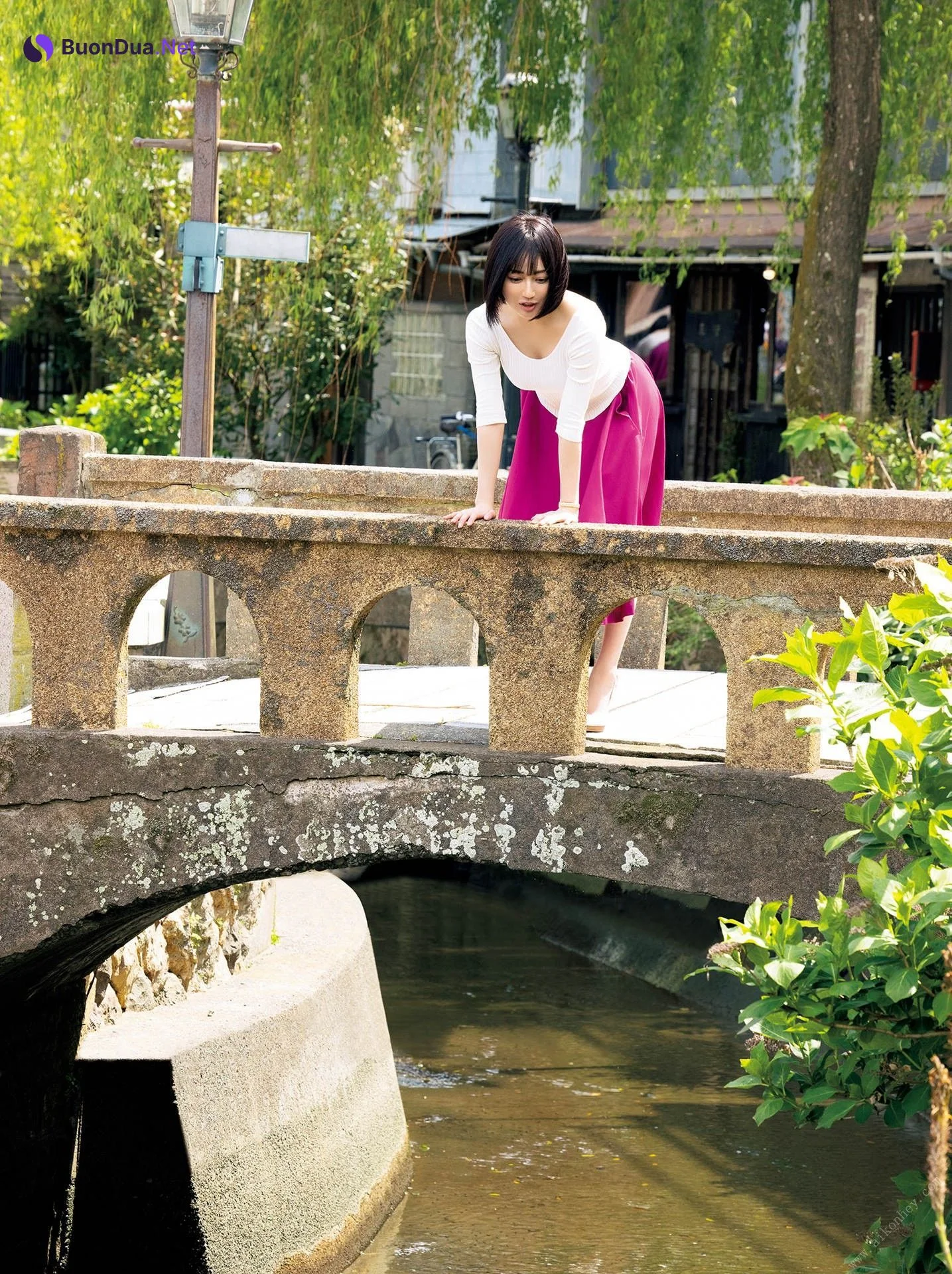Manami Shindo 新藤まなみ, 写真集 「Ｑｕｅｅｎｓ」 Set.02 - รูปภาพ 5