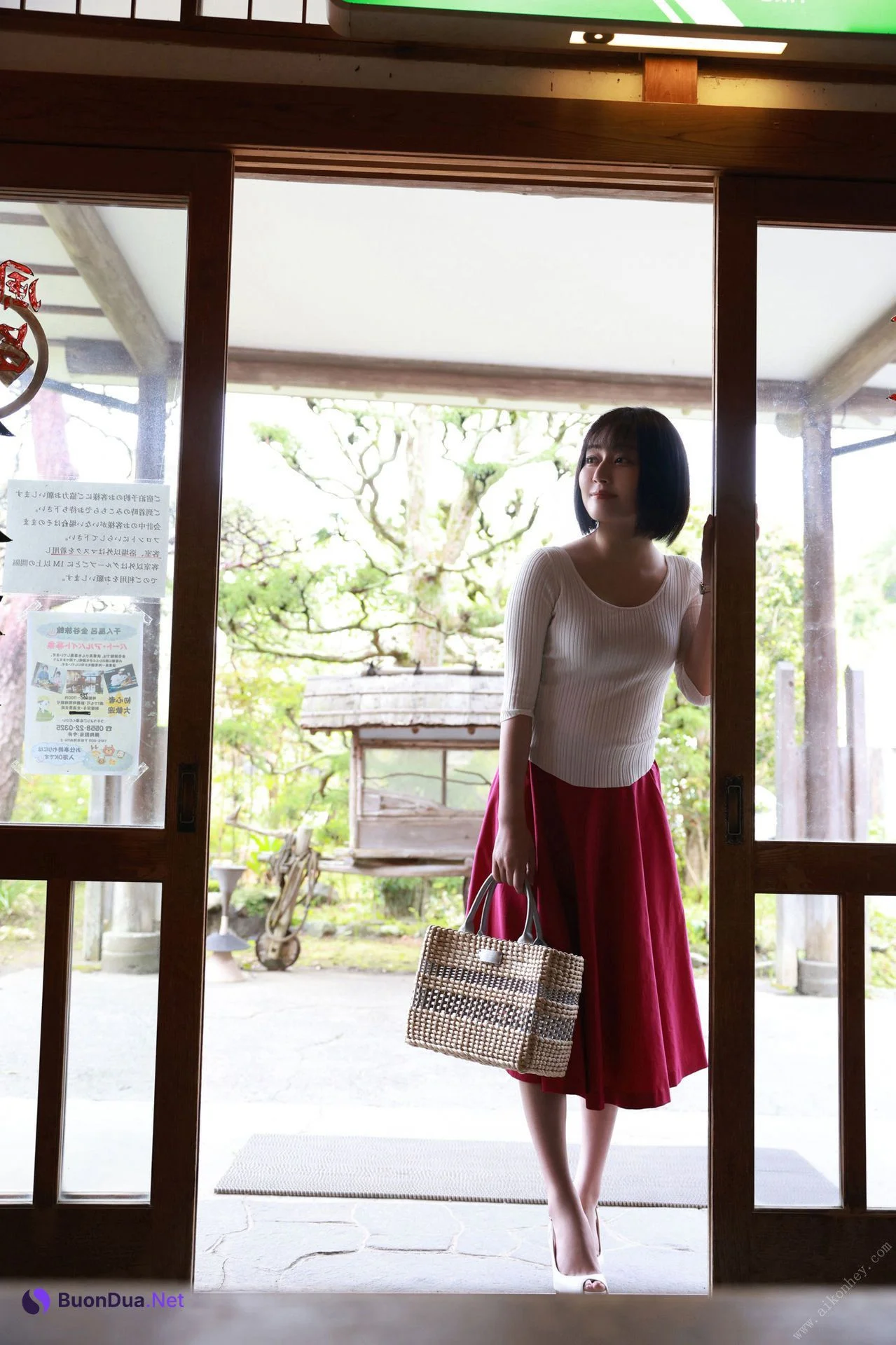 Manami Shindo 新藤まなみ, ＦＲＩＤＡＹデジタル写真集 「Ｑｕｅｅｎｓ オール未公開スペシャルＥｄｉｔｉｏｎ Vol.02」 Set.01 - 사진 5