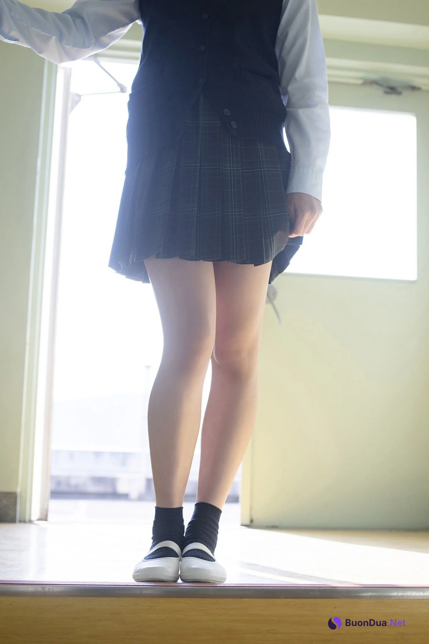 Mao Goto 後藤真桜, ヤンマガWeb 後藤真桜inスクールガール 青山裕企が撮るミスマガ Set.01 - Photo 5
