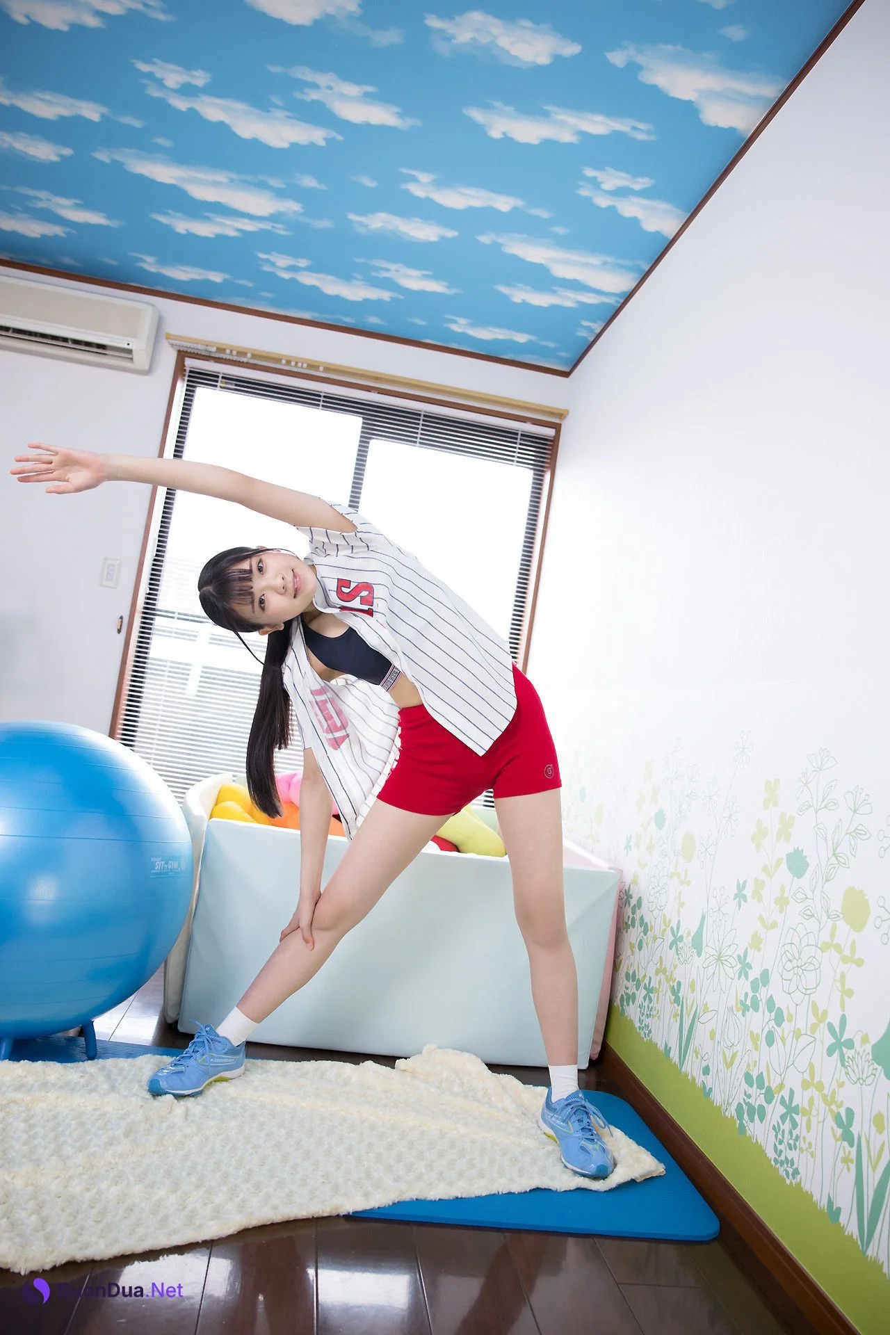 Mao Imaizumi 今泉まお, [Minisuka.tv] 2022.11.17 Regular Gallery 2.2 - Photo 2