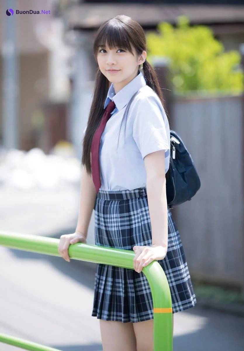Maria Makino 牧野真莉愛, Shonen Champion 2018 No.23 (少年チャンピオン 2018年23号) - Photo 6