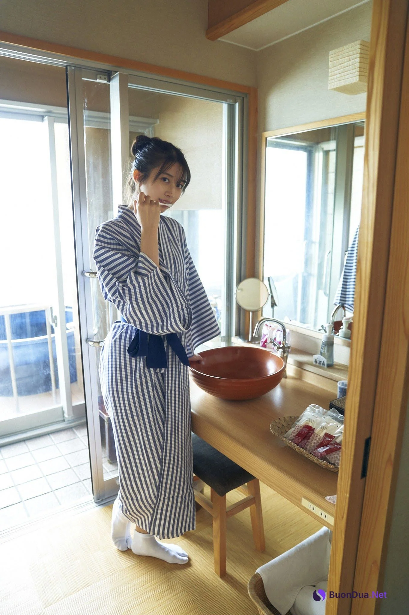 Maria Makino 牧野真莉愛, ヤンマガWeb ヤンマガアザーっす！ YM2021年14号 - Photo 14