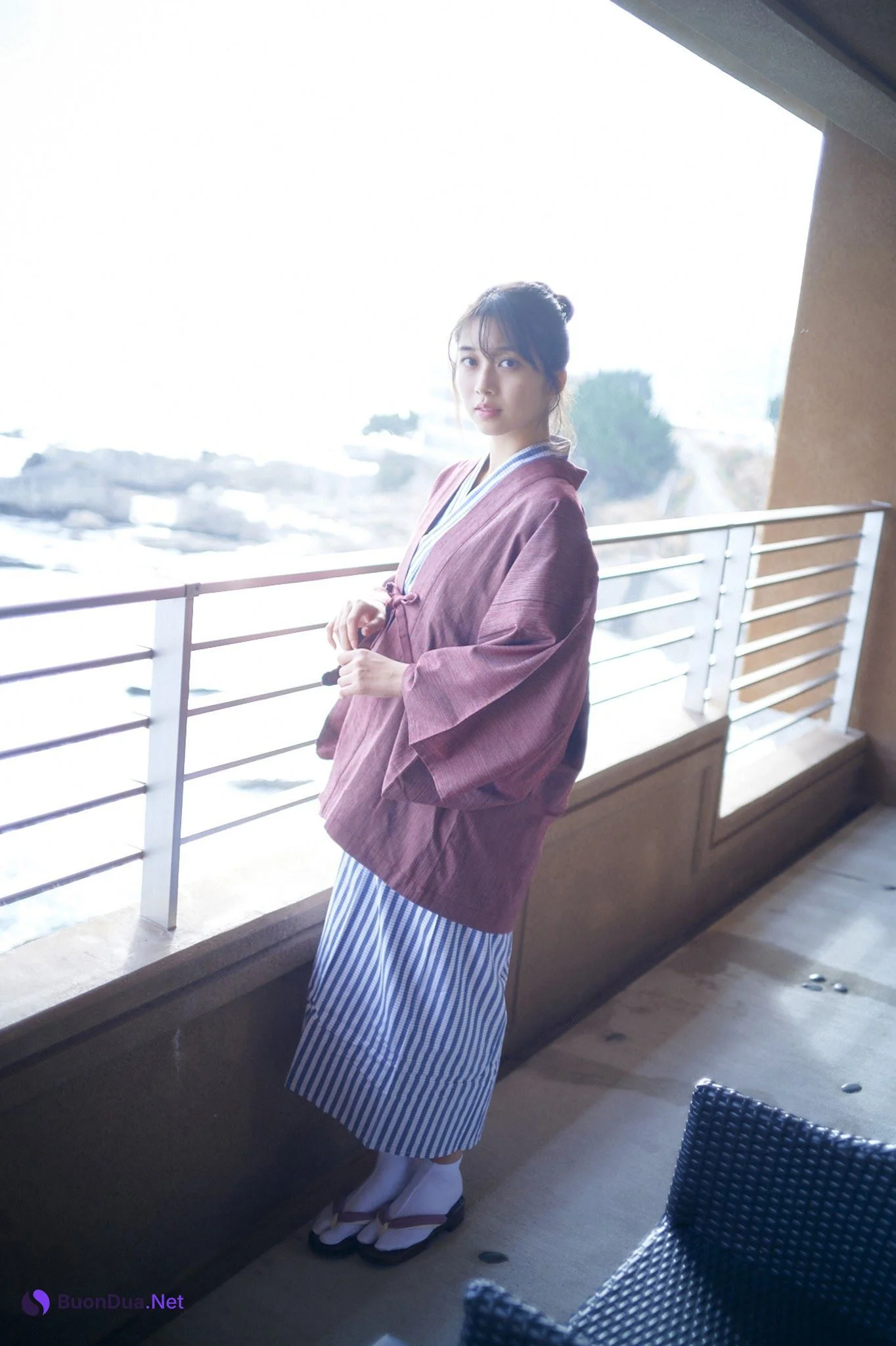 Maria Makino 牧野真莉愛, ヤンマガWeb ヤンマガアザーっす！ YM2021年14号 - Photo 2