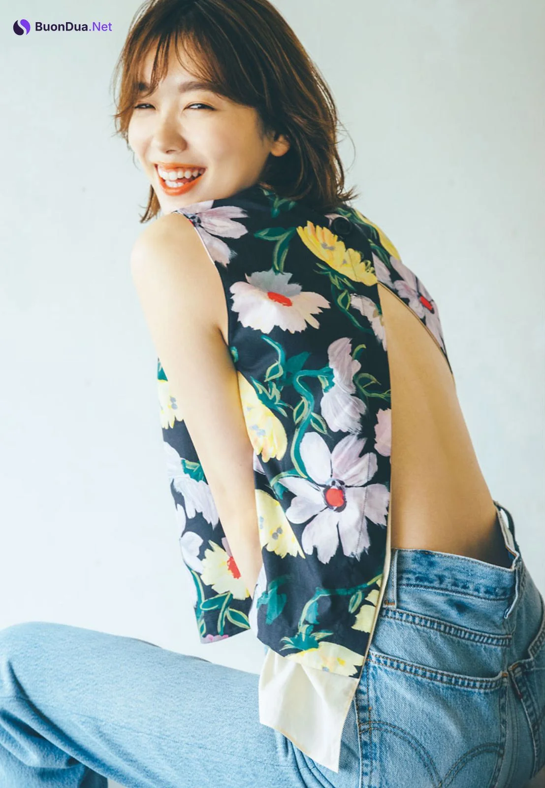 Marie Iitoyo 飯豊まりえ, Big Comic Spirits 2021 No.32 (ビッグコミックスピリッツ 2021年32号) - รูปภาพ 12