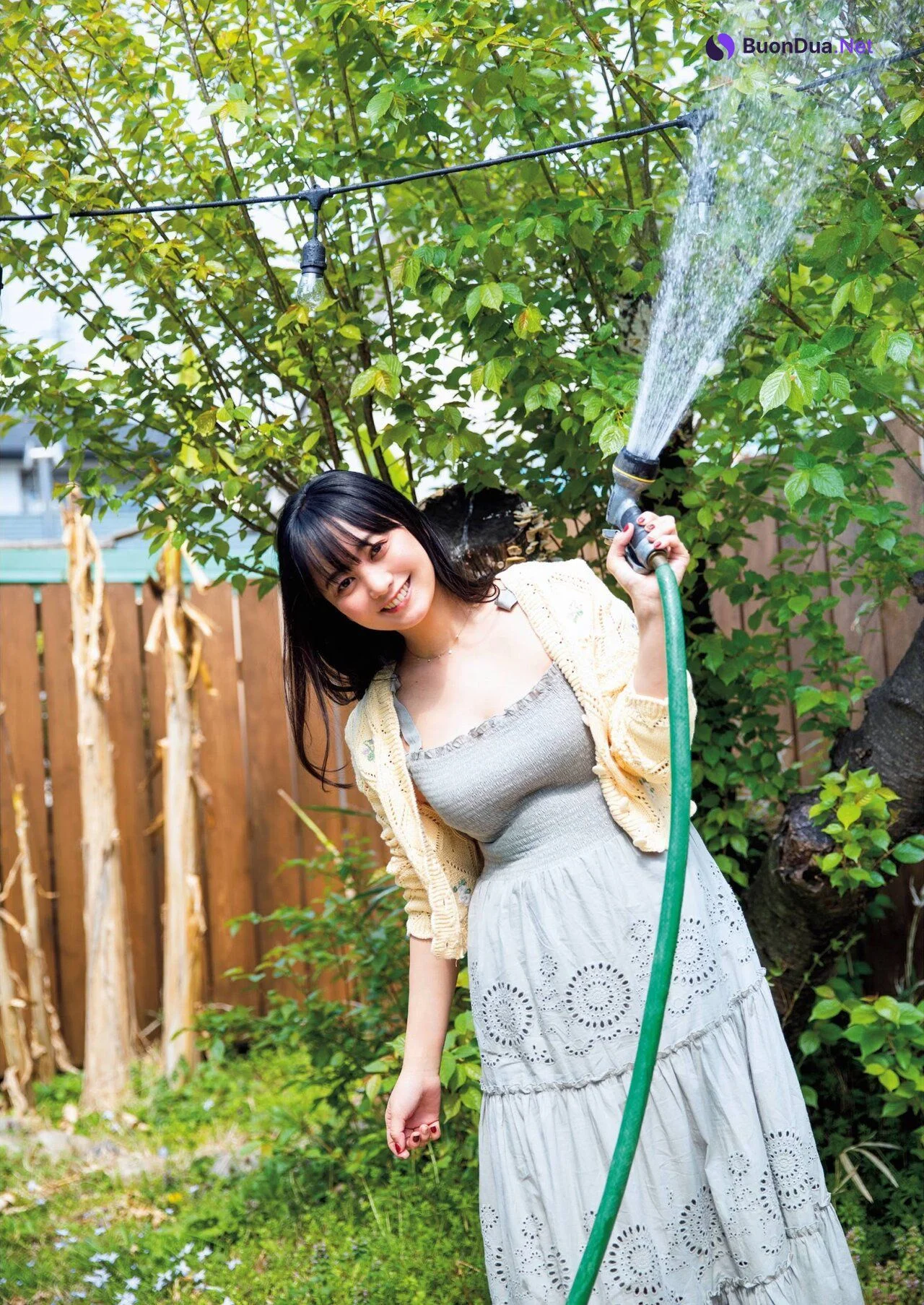 Mariko Seyama 脊山麻理子, FRIDAY 2021.06.11 (フライデー 2021年6月11日号) - Photo 2