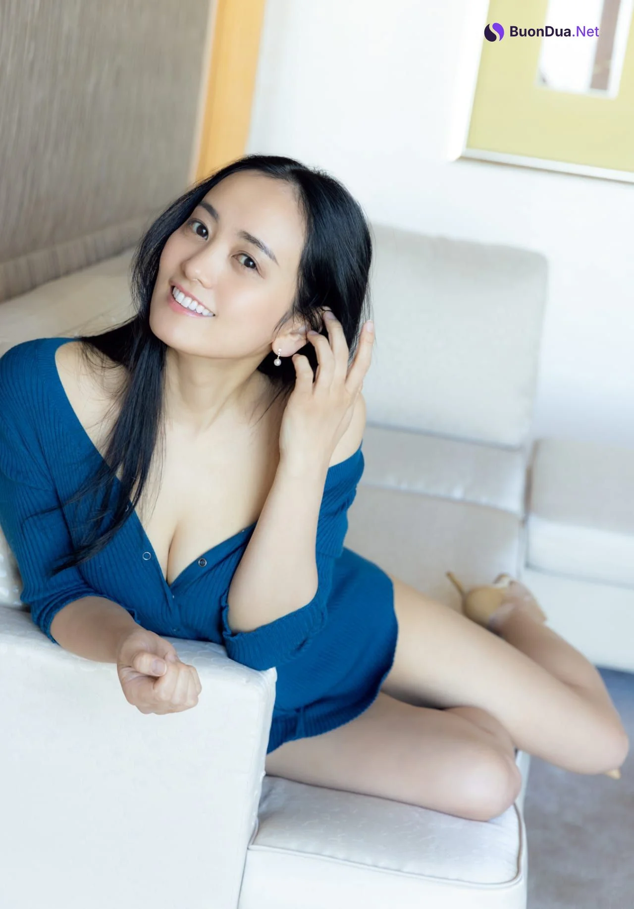Mariko Seyama 脊山麻理子, FRIDAY Digital 2022.03.11 (フライデー 2022年3月11日号) - Photo 3