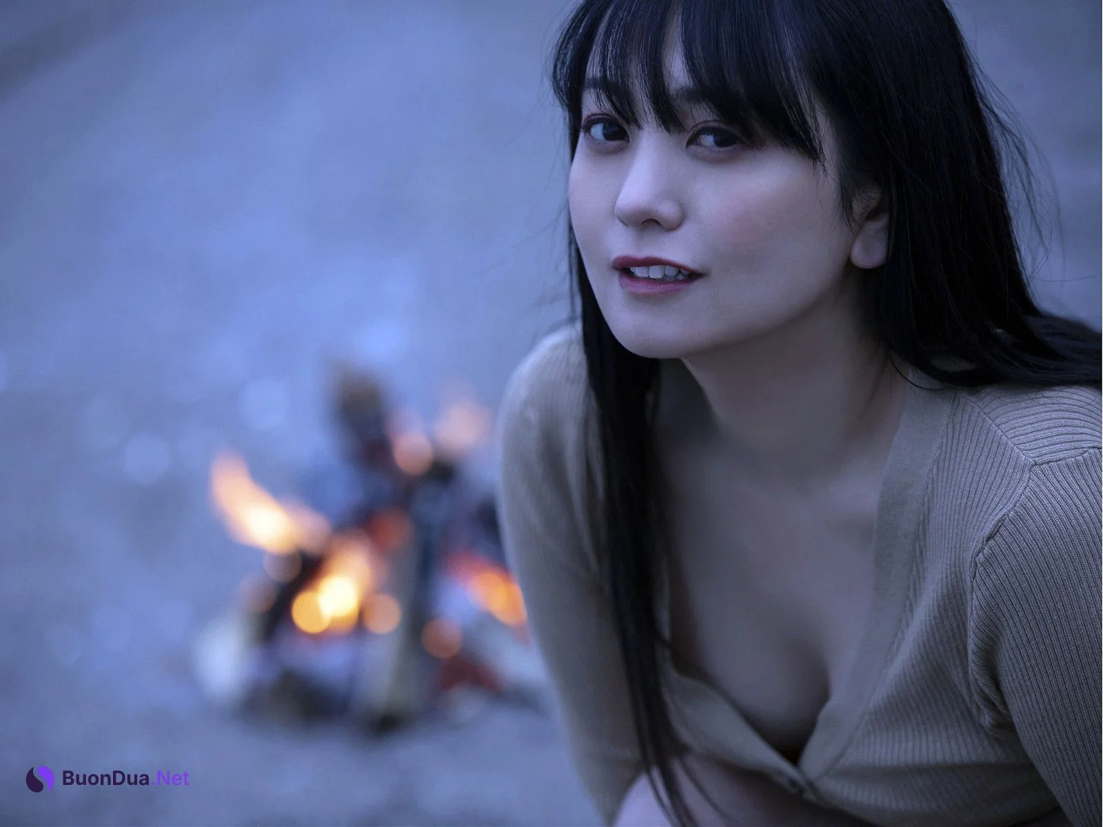Mariko Seyama 脊山麻理子, 週刊現代デジタル写真集 「情熱」 Set.01 - Photo 5