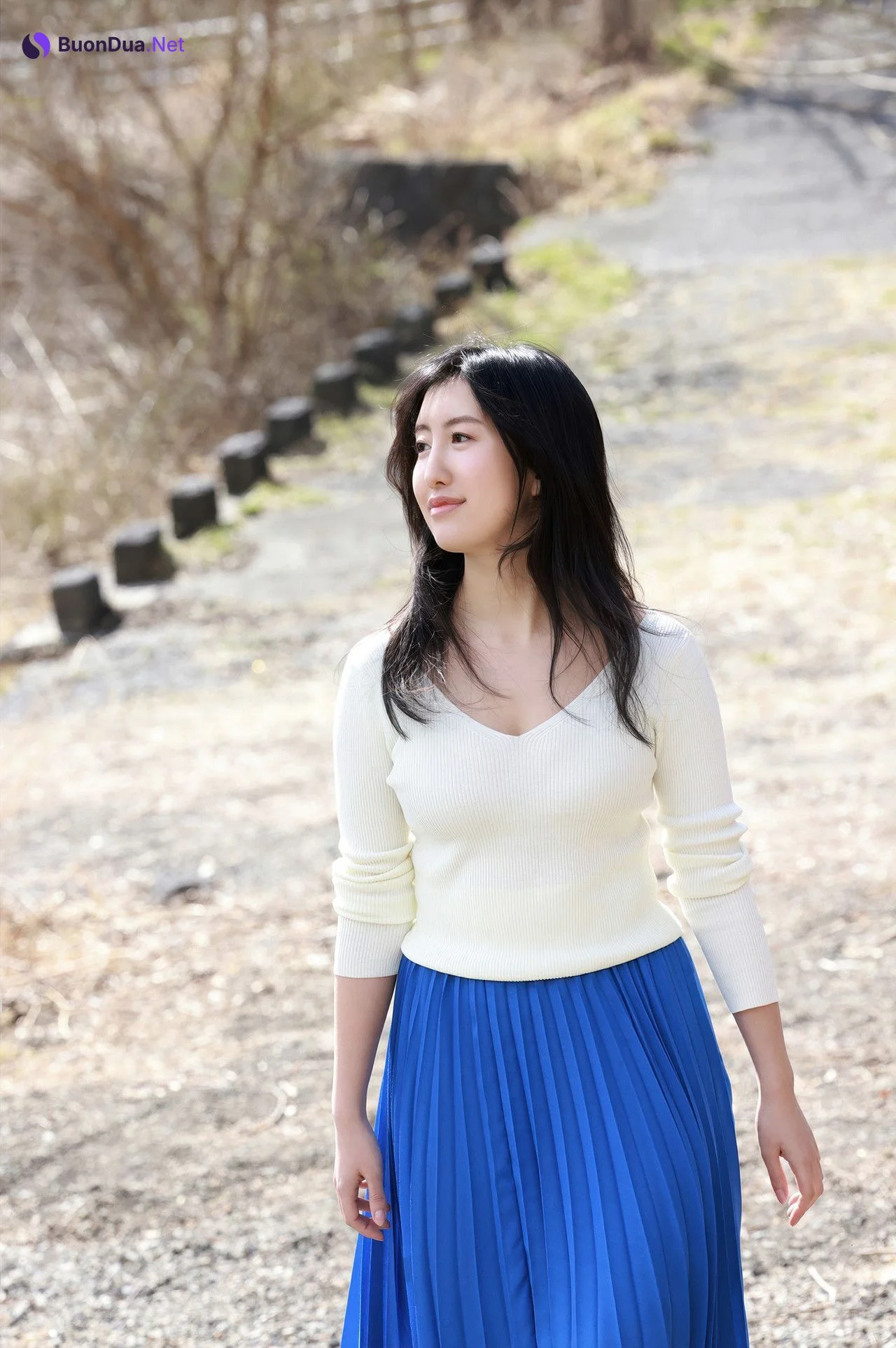 Marin Inoue 井上茉倫, FRIDAYデジタル写真集 「ミス東スポ＆ミス週刊実話２冠青春美女の初ヘアヌード vol.1」 Set.01 - Photo 2