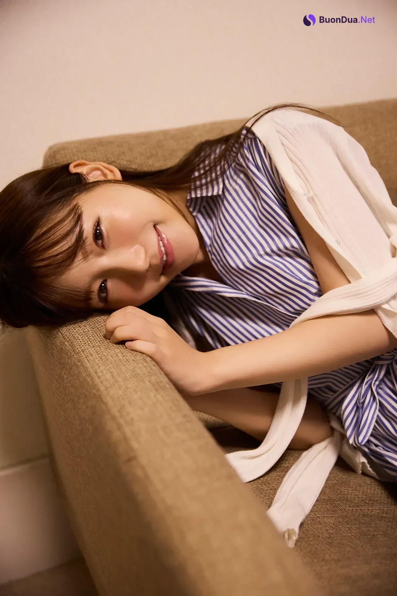 Marin Mita 三田真鈴, FLASHデジタル写真集 「見たらダメ」 - Photo 11