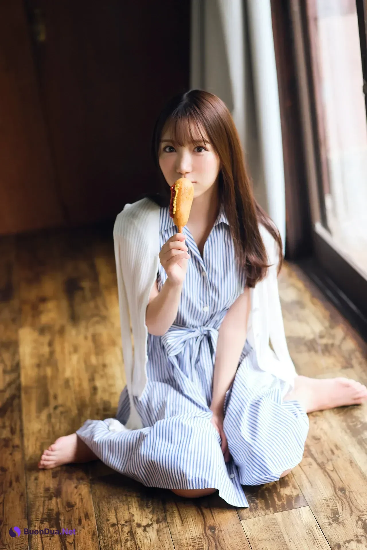 Marin Mita 三田真鈴, FLASHデジタル写真集 「見たらダメ」 - Photo 6