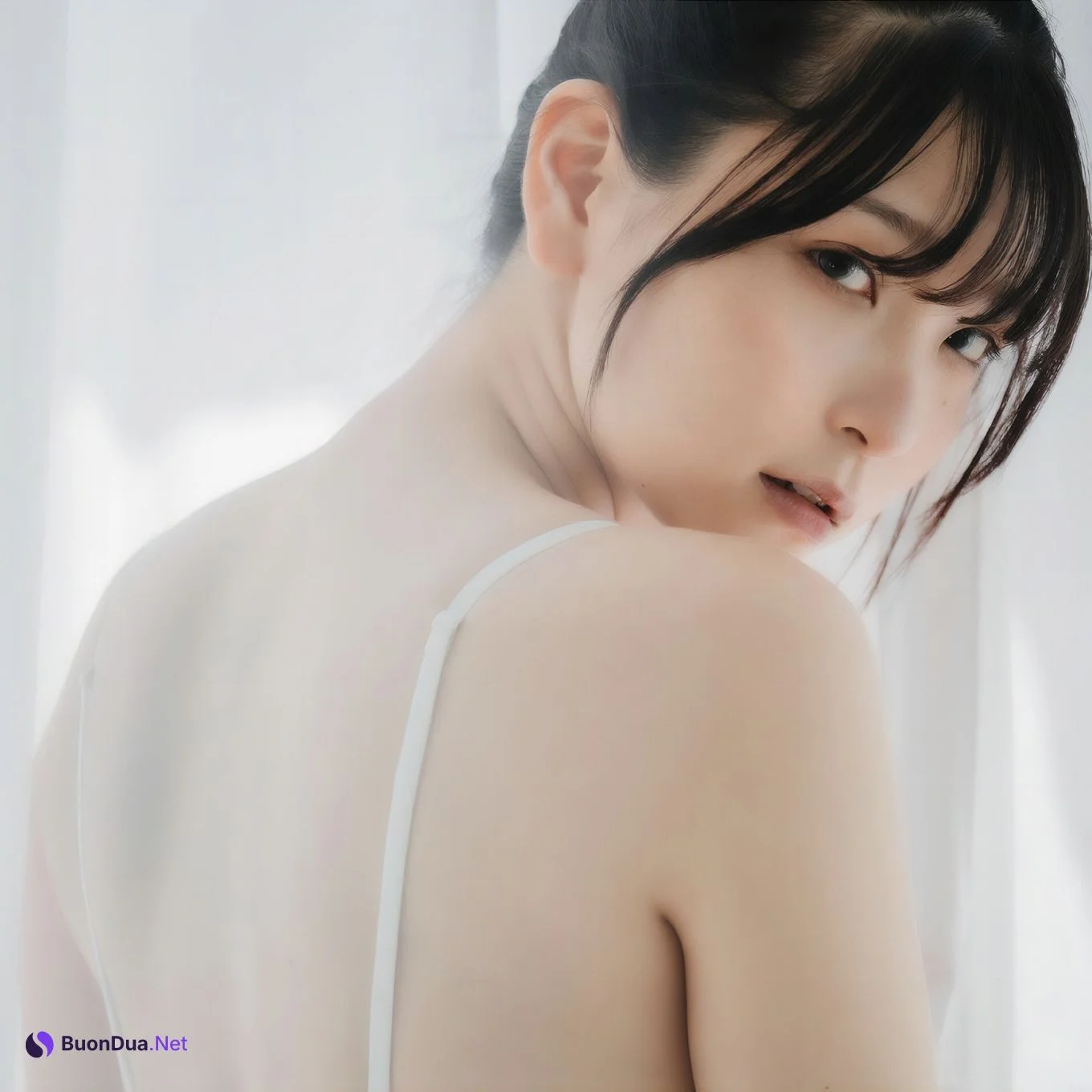 Marina Amatsu あまつまりな, 完全限定写真集 ‘The Queen’ Set.04 - Photo 14