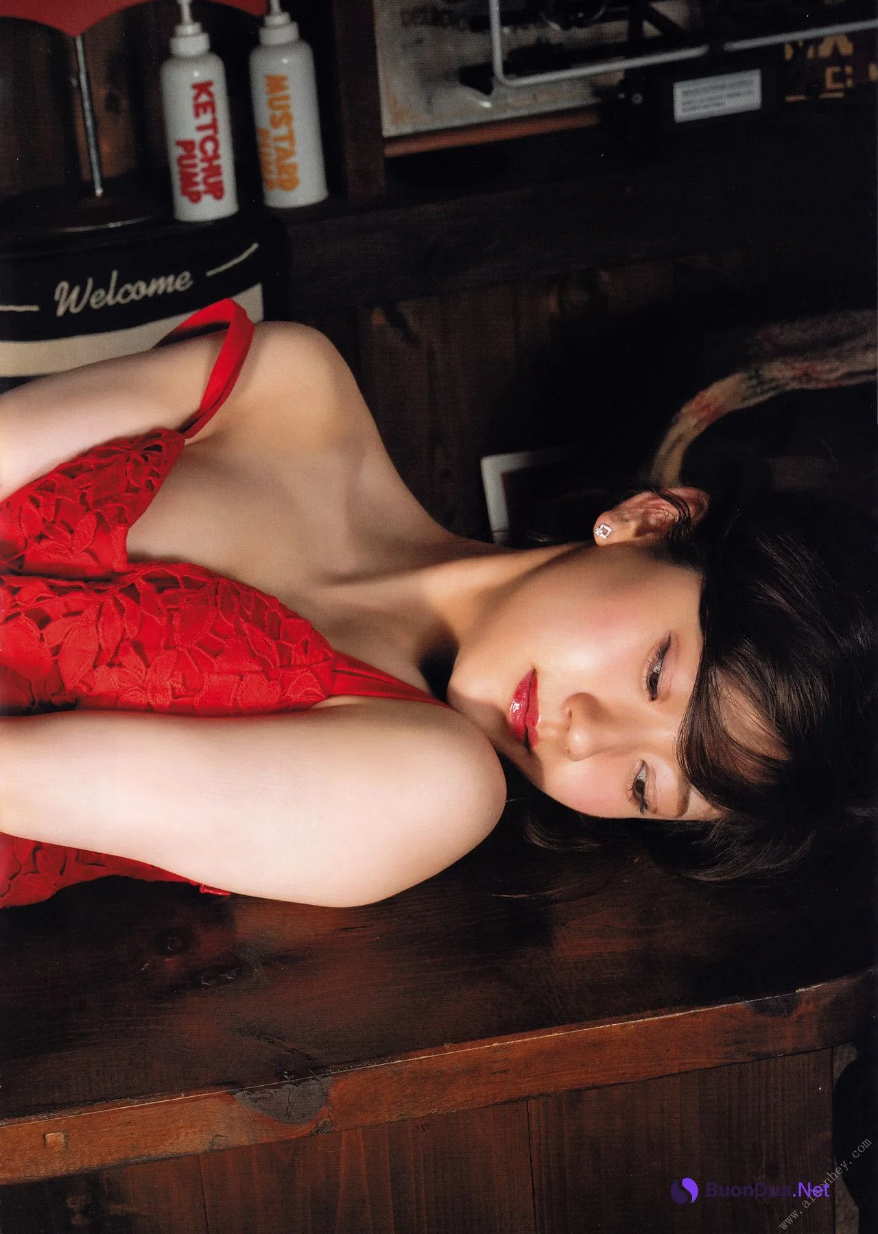 Marina Yamada 山田麻莉奈, 1st 写真集 [まりり] Set.03 - Photo 13