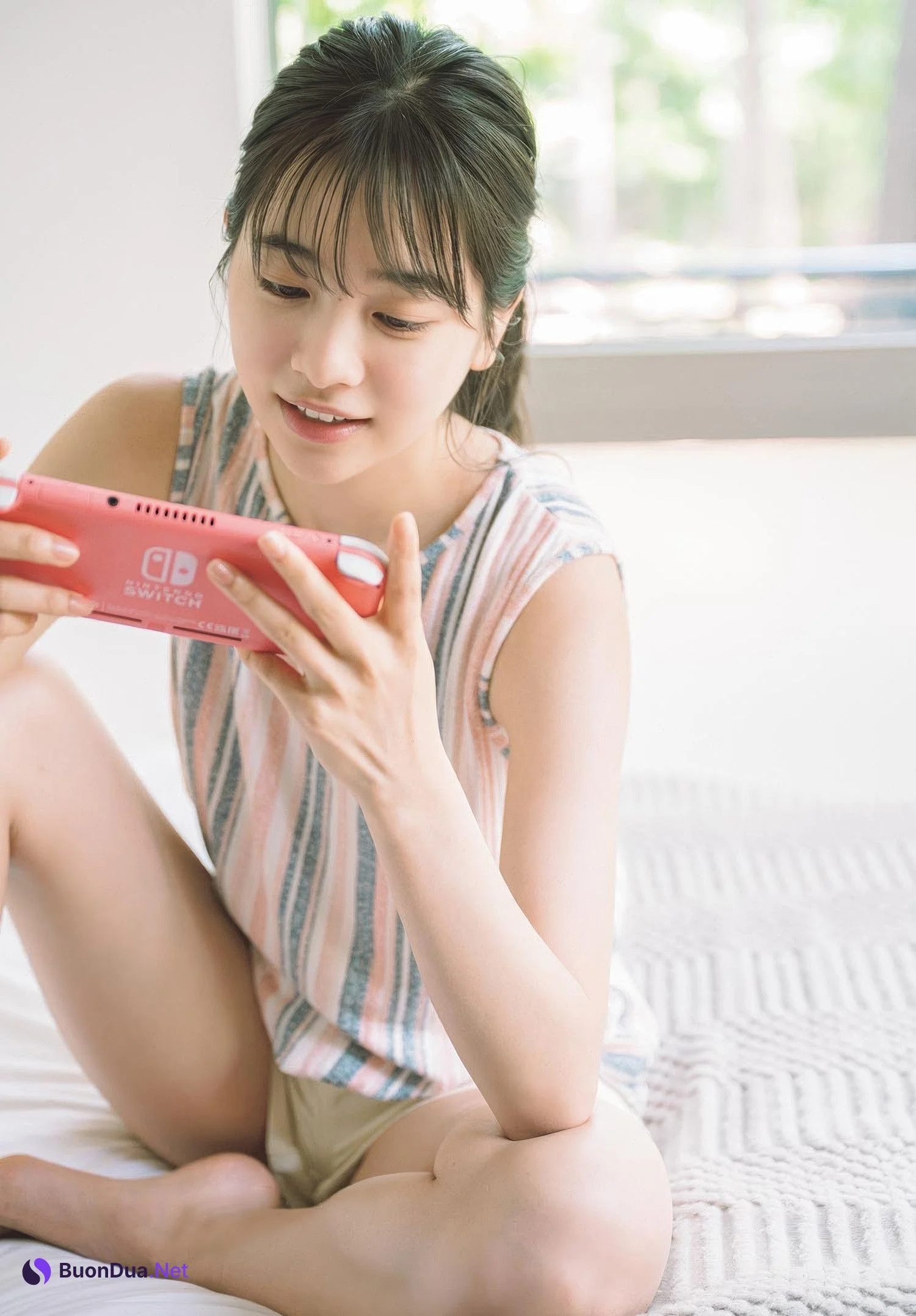 Maya Imamori 今森茉耶, Shonen Sunday 2025 No.30 (週刊少年サンデー 2025年30号) - Photo 14