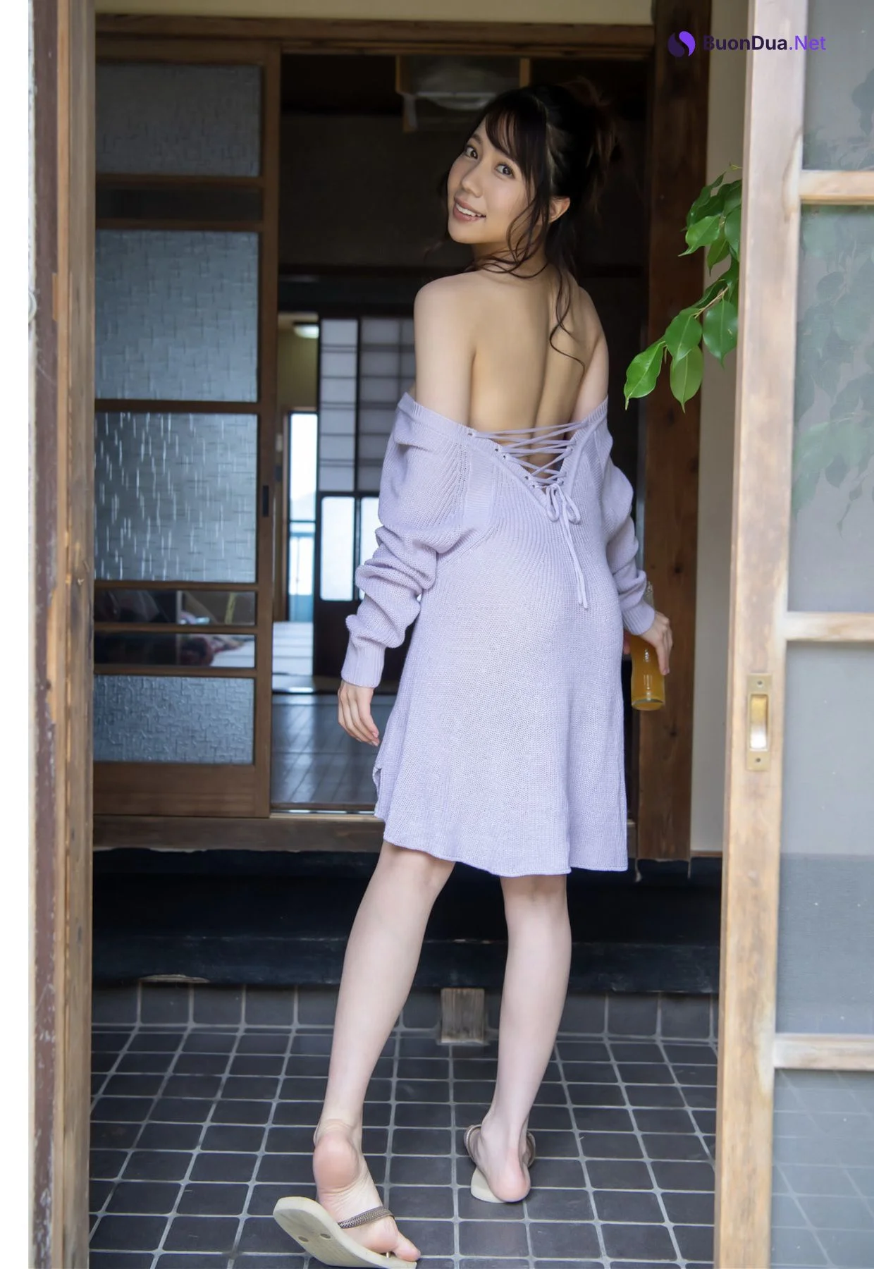 Mayu Minami 南まゆ, 美少女と完全主観で過ごすイチャラブ・ヌード写真集 [ハダカの恋人たち] - รูปภาพ 2