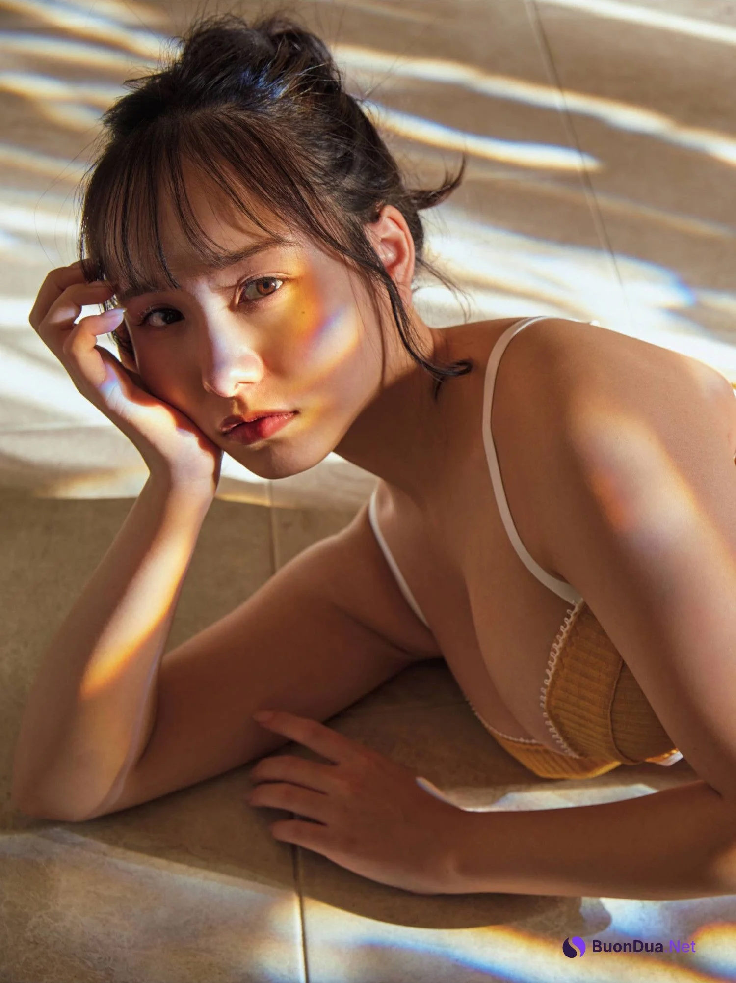 Mayu Niiya 新谷真由, Flash グラビアBEST 2022年早春 2022.02.24 - Photo 3