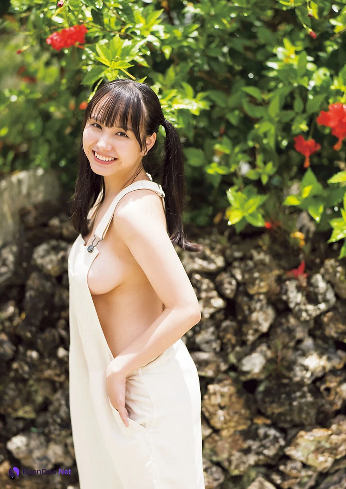 Mayu Niiya 新谷真由, Young Champion 2022 No.23 (ヤングチャンピオン 2022年23号) - Photo 5