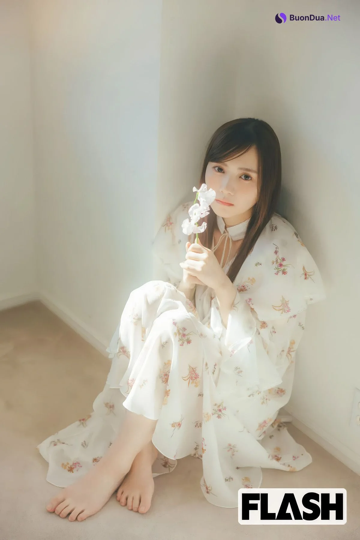 Mayu Tamura 田村真佑, FLASH 2025.02.25 (フラッシュ 2025年2月25日号) - Photo 16