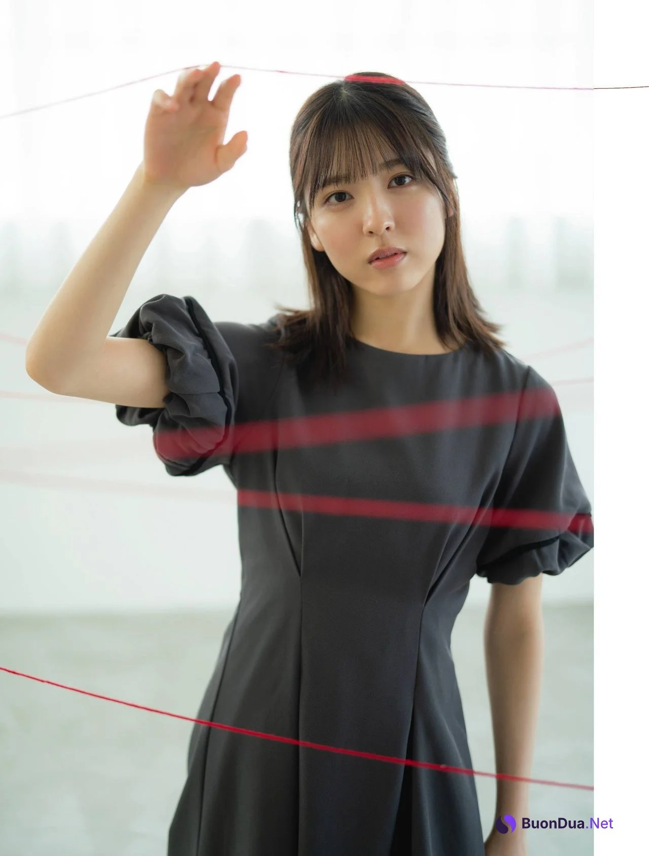Mayu Tamura 田村真佑, Seira Hayakawa 早川聖来, Platinum FLASH 2021 Vol.16 - Photo 5