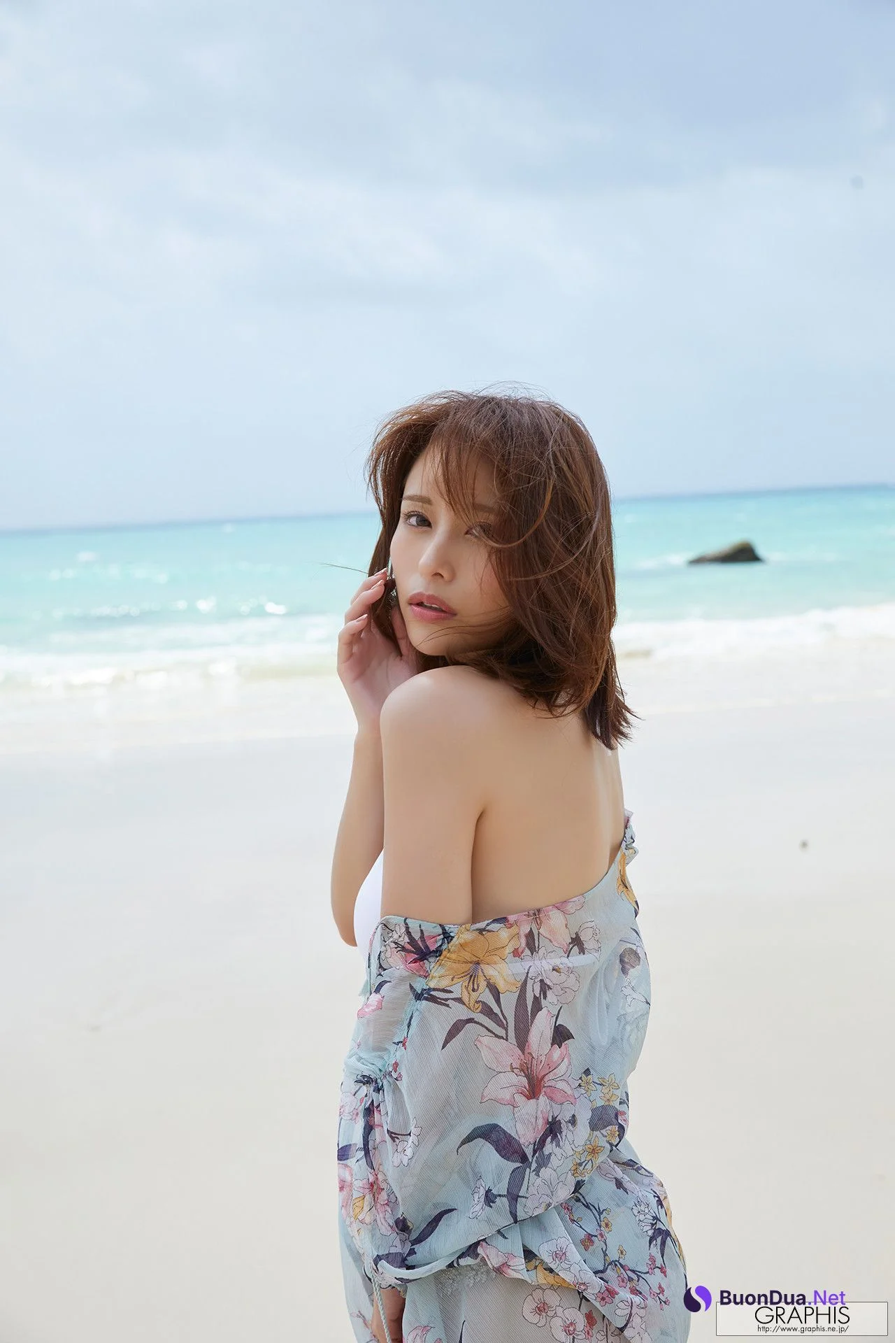 Mayuki Ito 伊藤舞雪, [Graphis] Gals 「MORE」 Vol.06 - Photo 17
